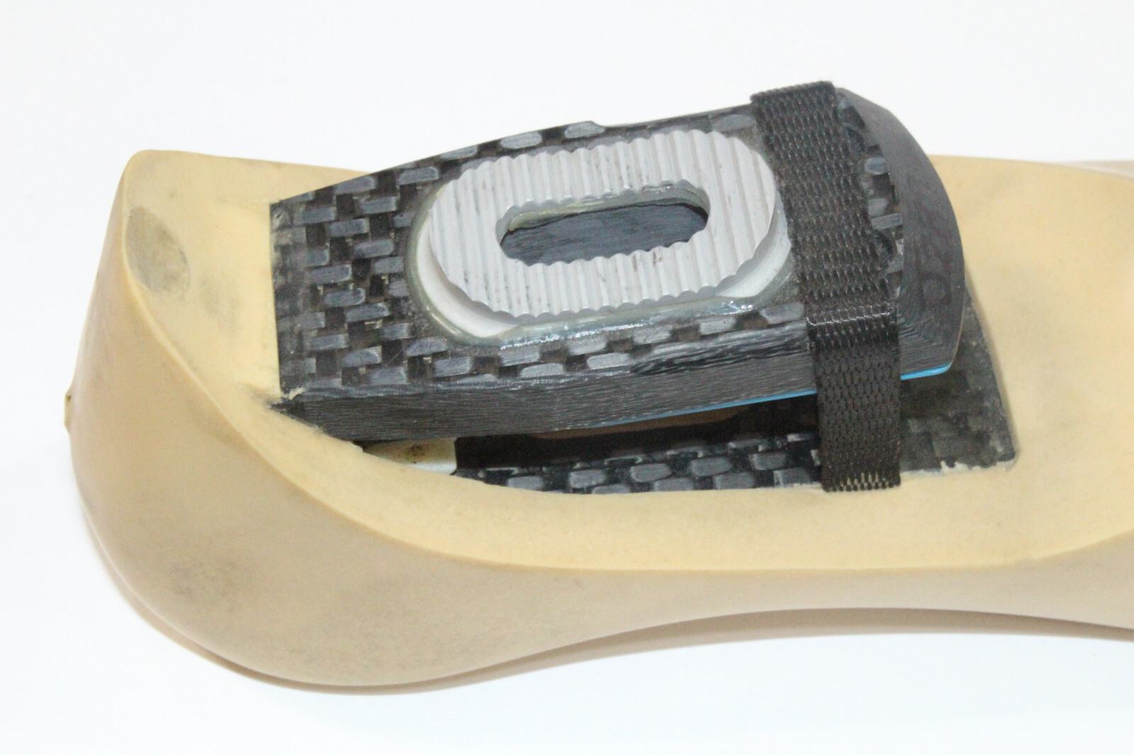 ENDOLITE DYNAMIC RESPONSE DR2 PROSTHETIC LEFT FOOT Sz 28 TAN / CAUCASIAN