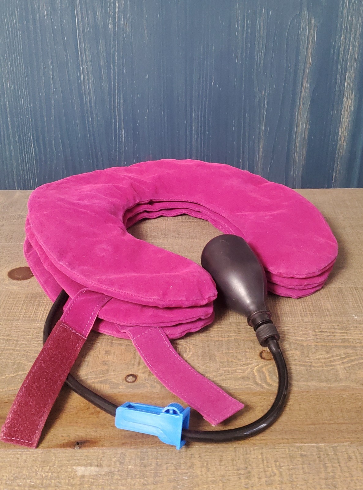 Inflatable Cervical Neck Traction Device Pillow