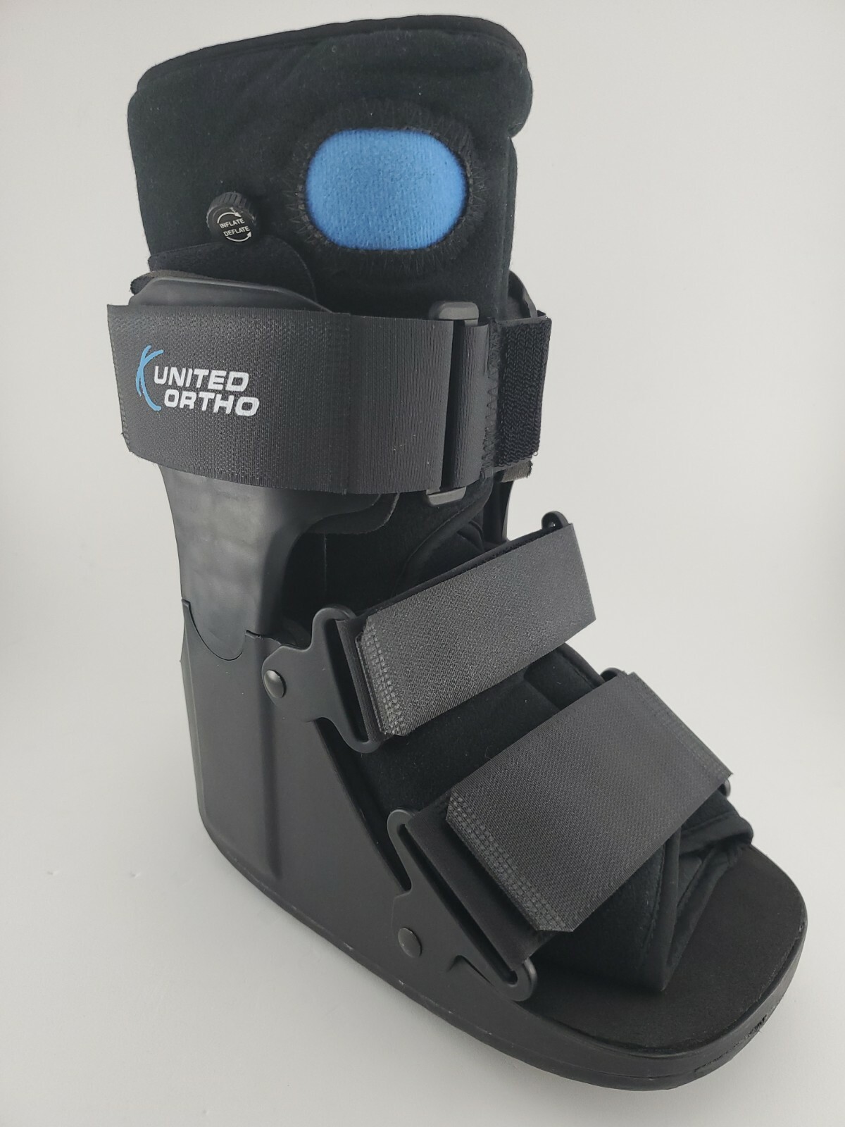 United Ortho Short Air Cam Walker Fracture Boot – Size Extra Small – Black