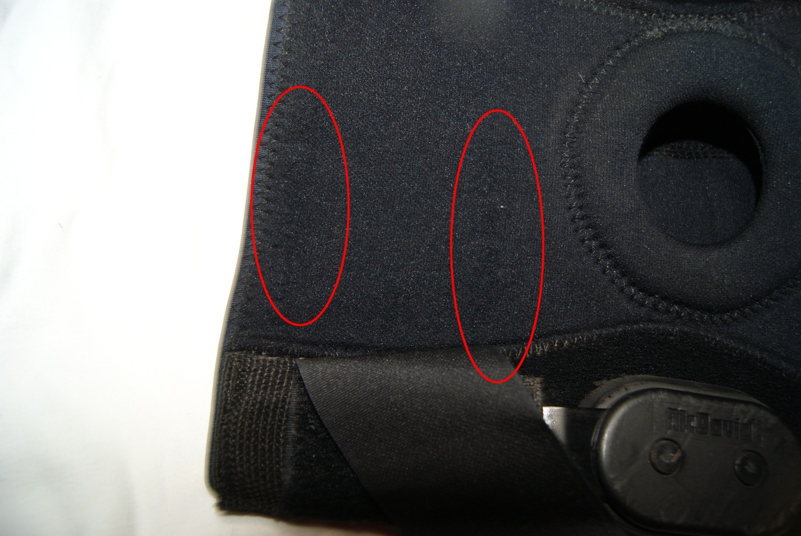 mcdavid hinged knee brace XL black hook & loop closure neoprene