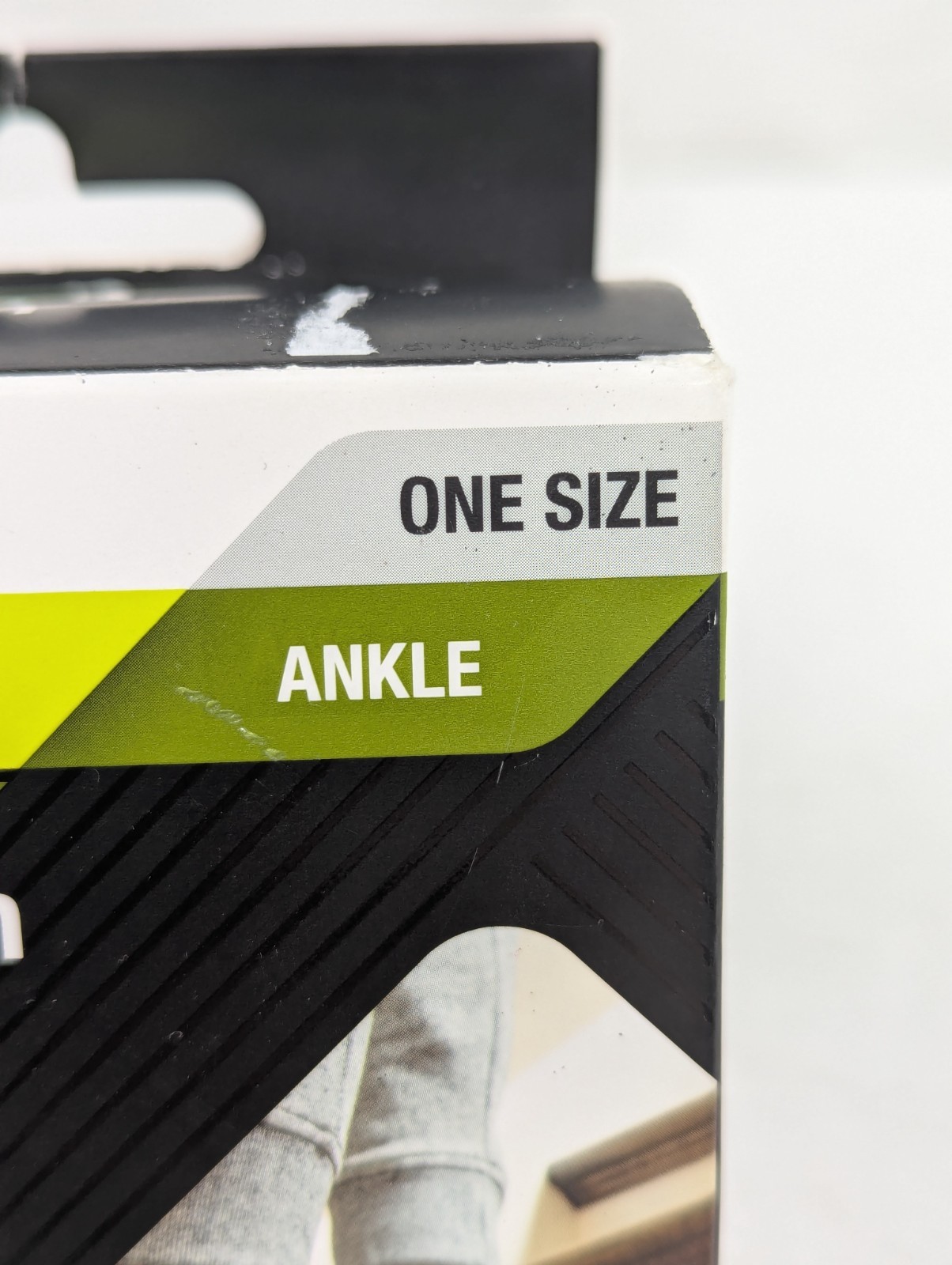CVS Health – Comfort Compression Support Ankle Mod Support One Size Black