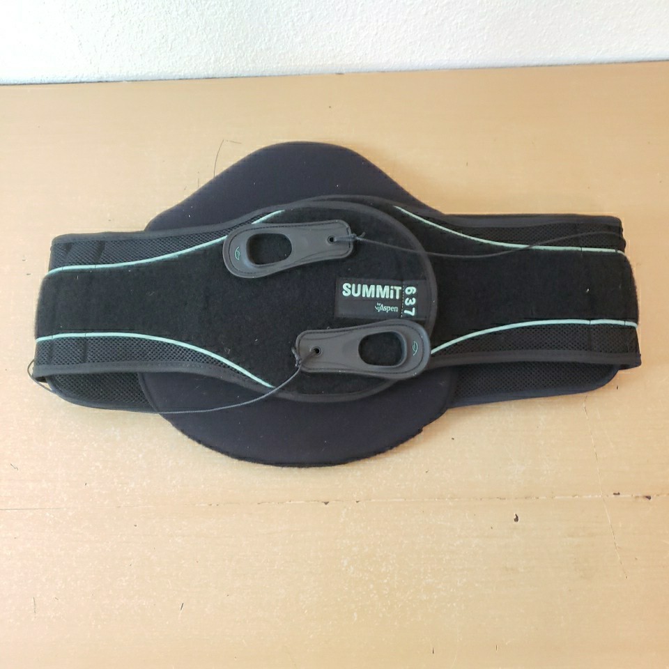 Aspen Back Brace Summit 637 Adjustable Large Black Compression Stabilization