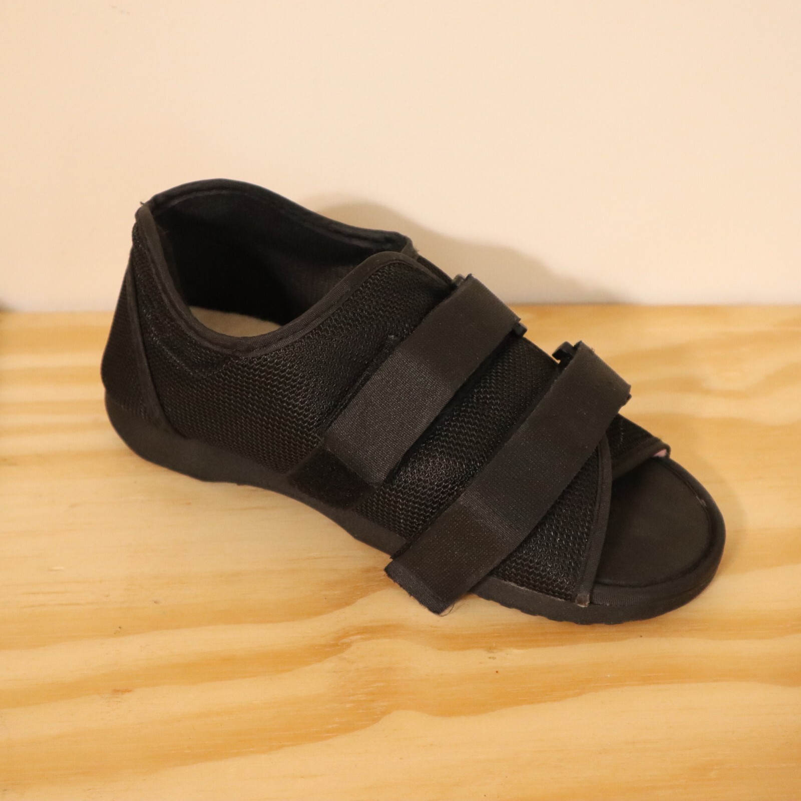 Post Op Shoe Adjustable Medical Walking Shoe Brace Adult Size Medium Ovation