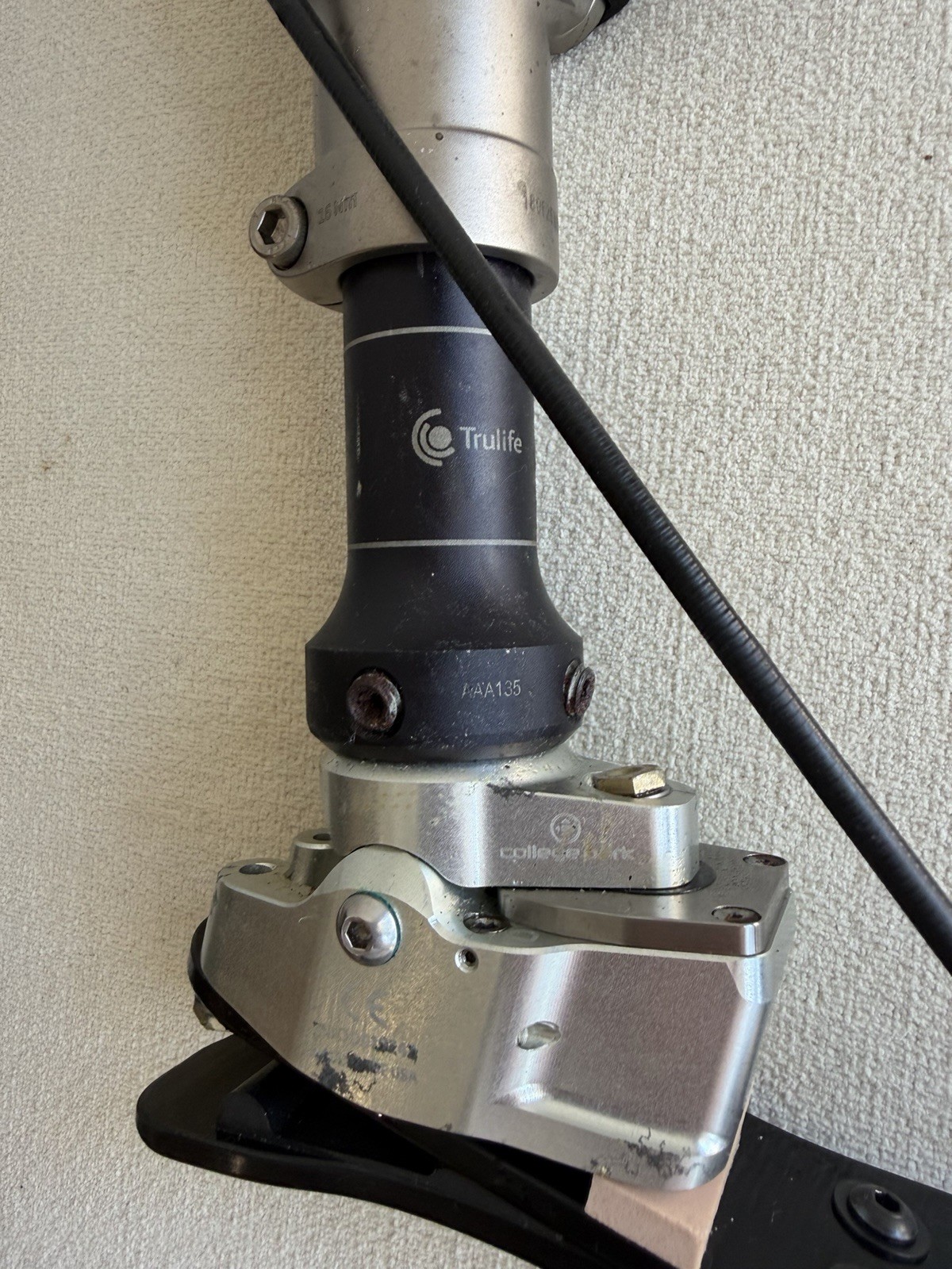 Advanced Left Prosthetic Össur Trulife College Park Carbon Fiber Foot Hydraulic
