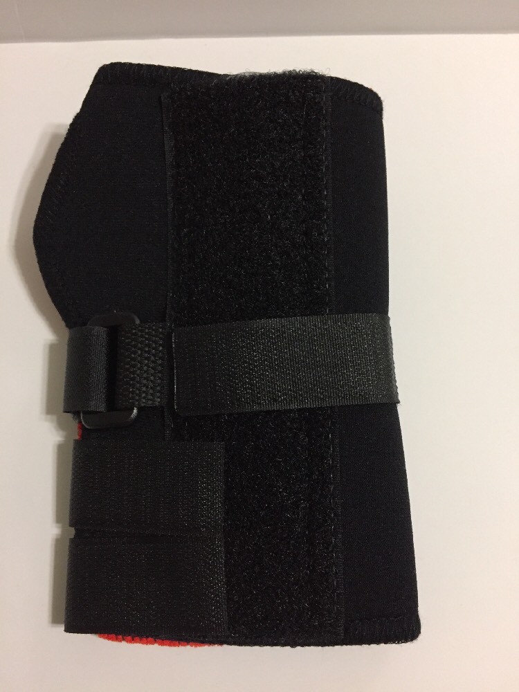 Swede-O Thermoskin Carpal Tunnel Brace With Dorsal Stay Black Medium Right Hand
