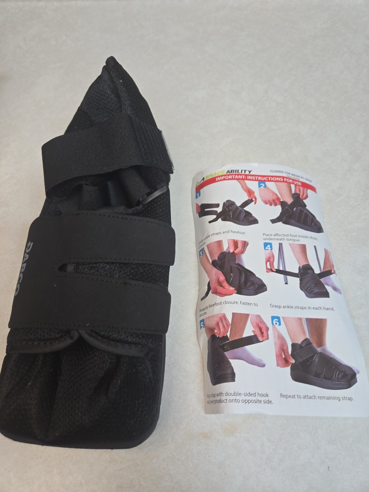 New Open Box Braceability Closed Toe Medical Walking Shoe Medium