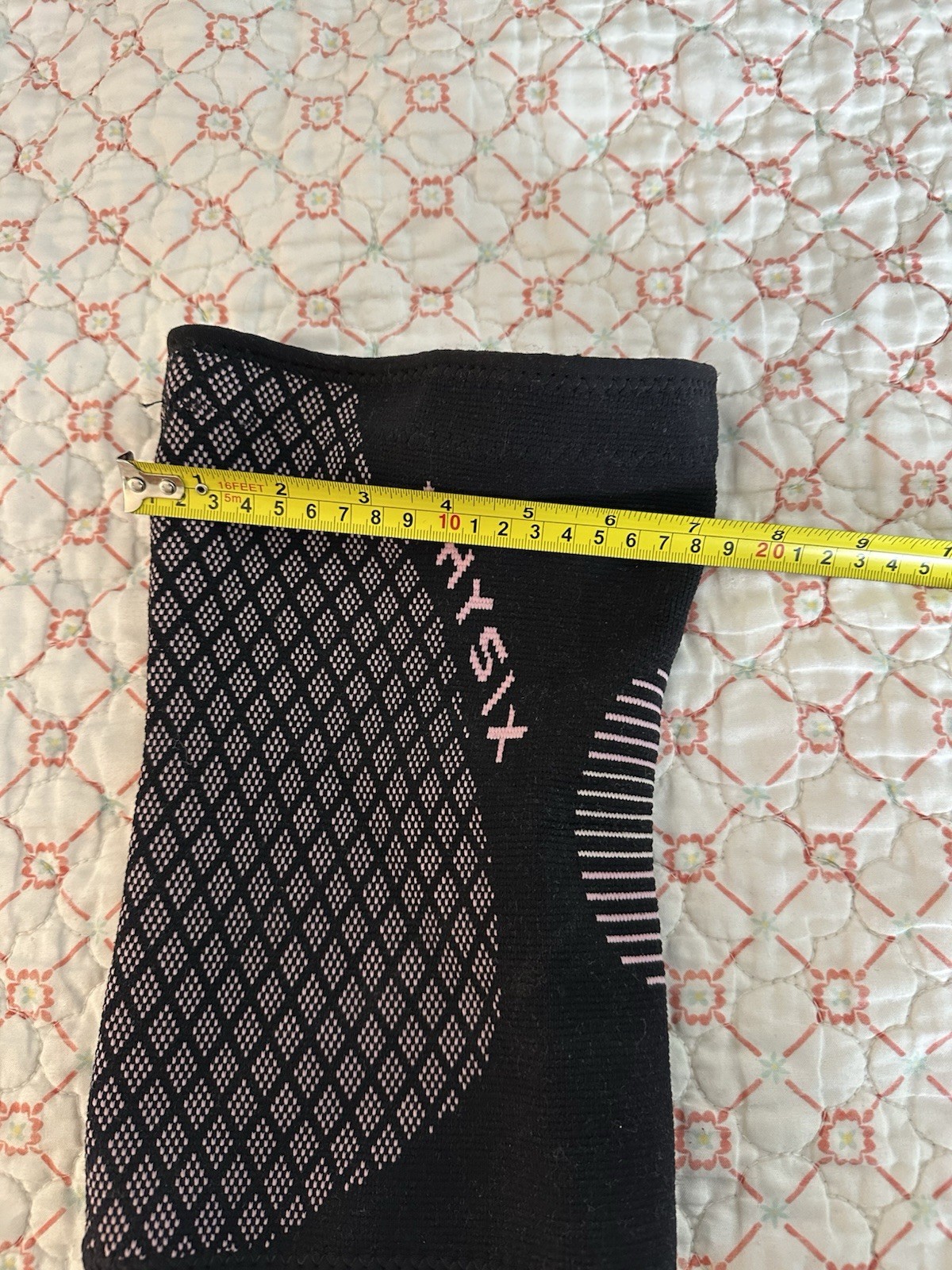 Physix Gear compression knee sleeve Black w/ Pastel Pink Size XL