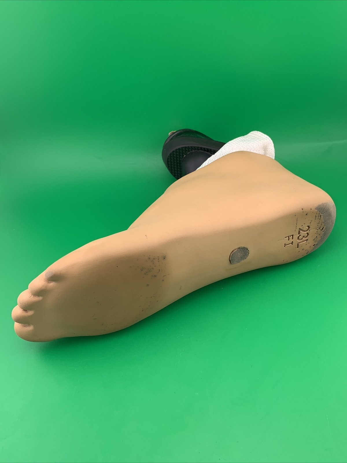 freedom agilix prosthetic foot. size 23. category 4. Prosthetic Foot.