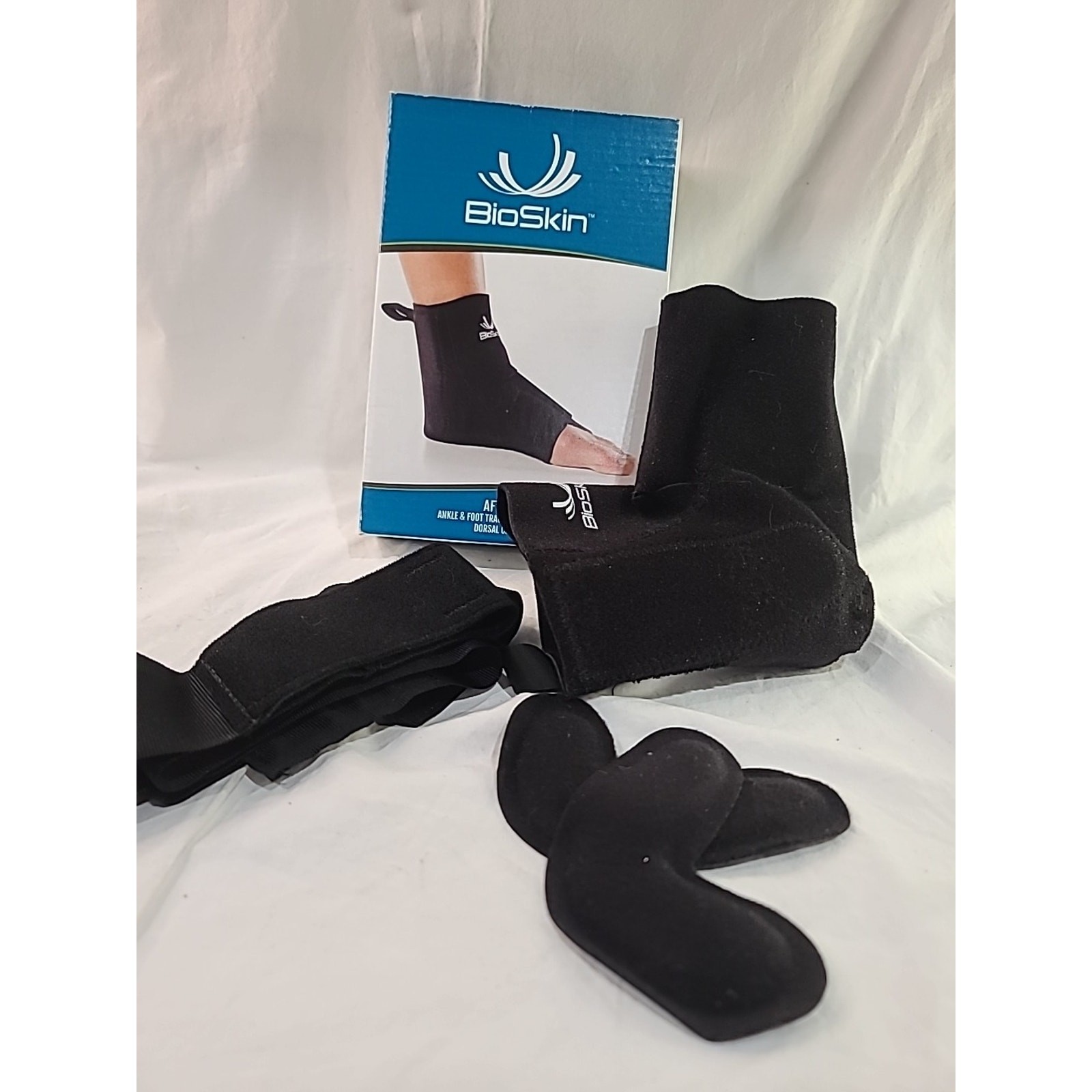 BioSkin Ankle Wrap Compression Brace W/Ankle Wrap Size XS-S 53801 NEW