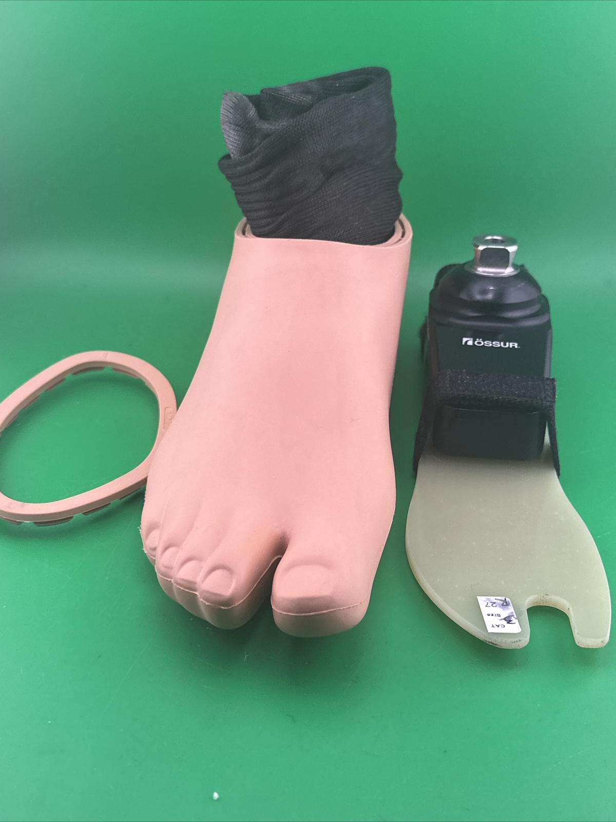 ossur right k2 sensation prosthetic foot. category 3. size 27.