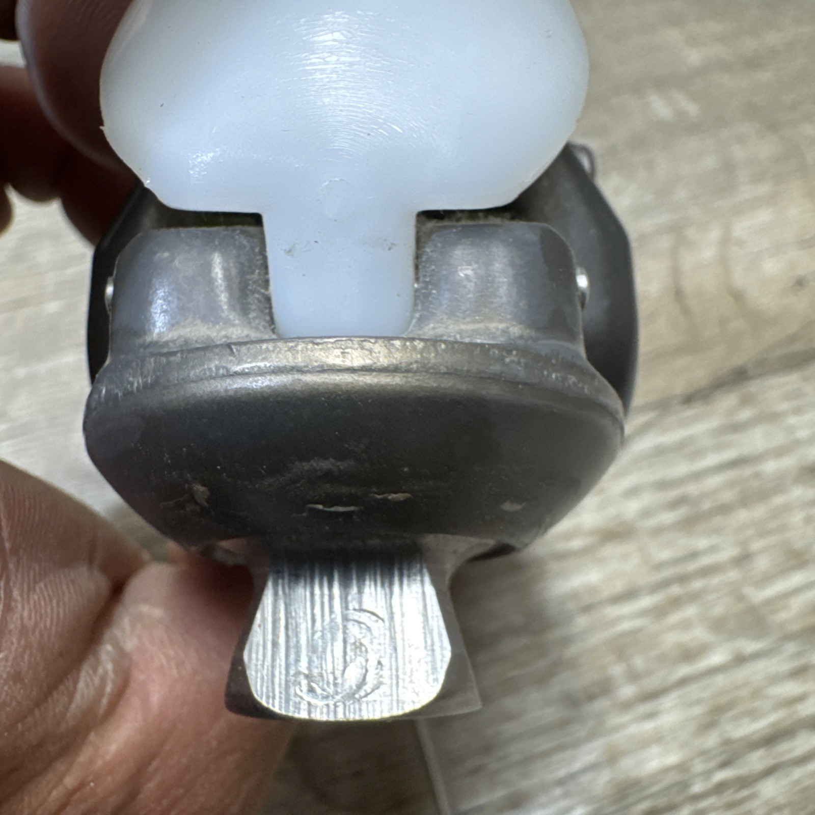Ottobock Otto Bock 3r40 prosthetic knee