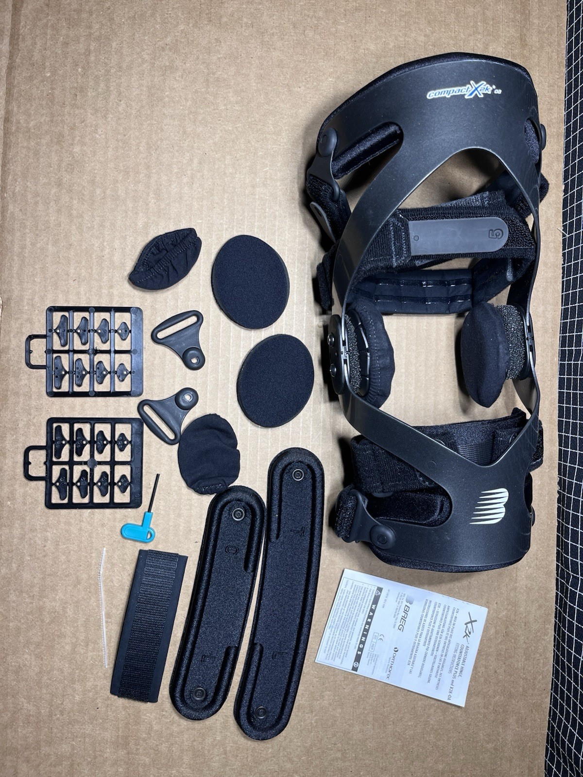 Breg Compact X2K Knee Brace LEFT – Size Unknown 15” Long w/ Accessories