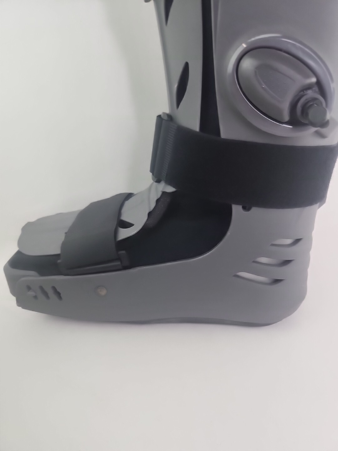 Bird & Cronin Sprint Air Ankle Walker Boot Size L.