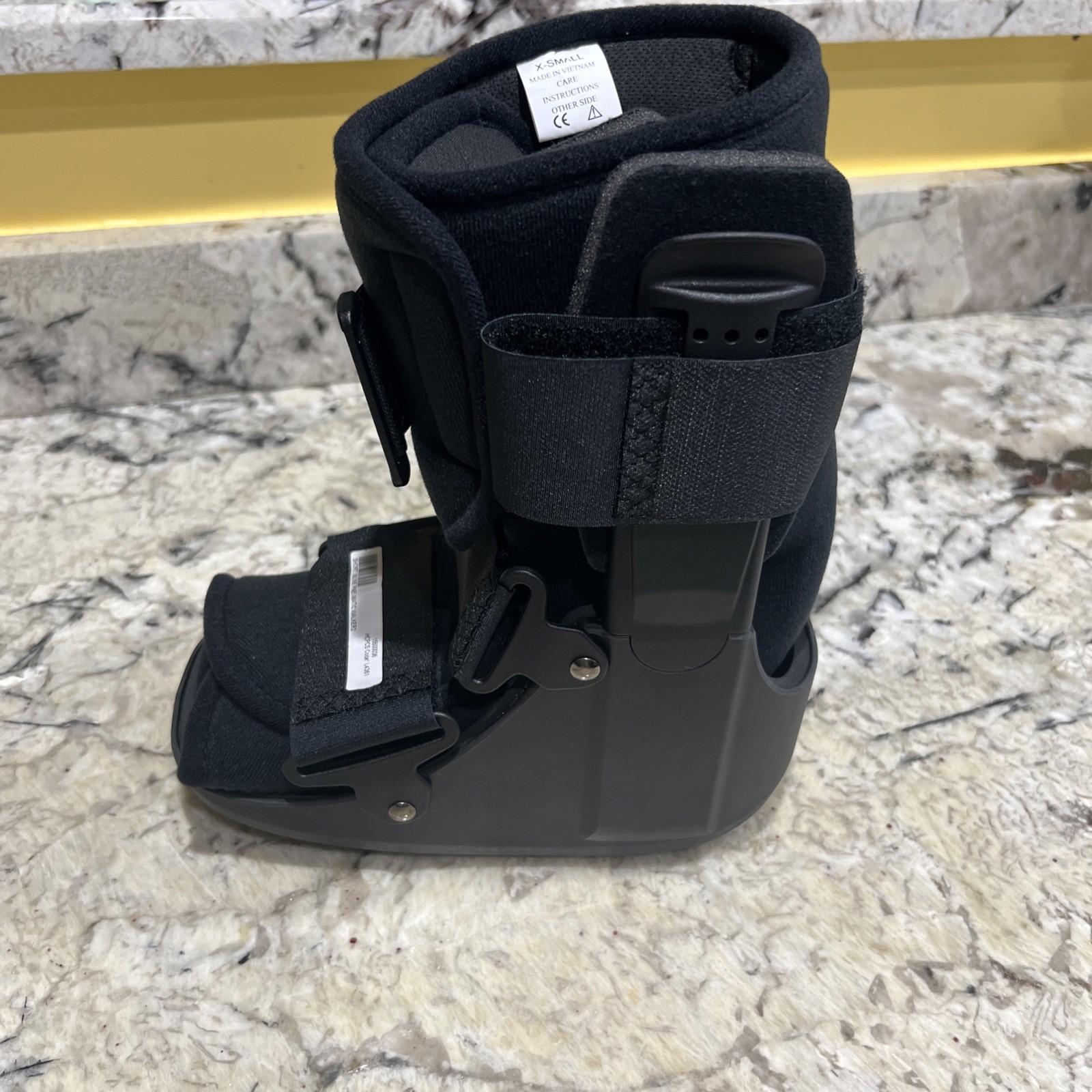 NEW DeRoyal Inline Pneumatic Walker 2 Short Walking Boot – Size XS