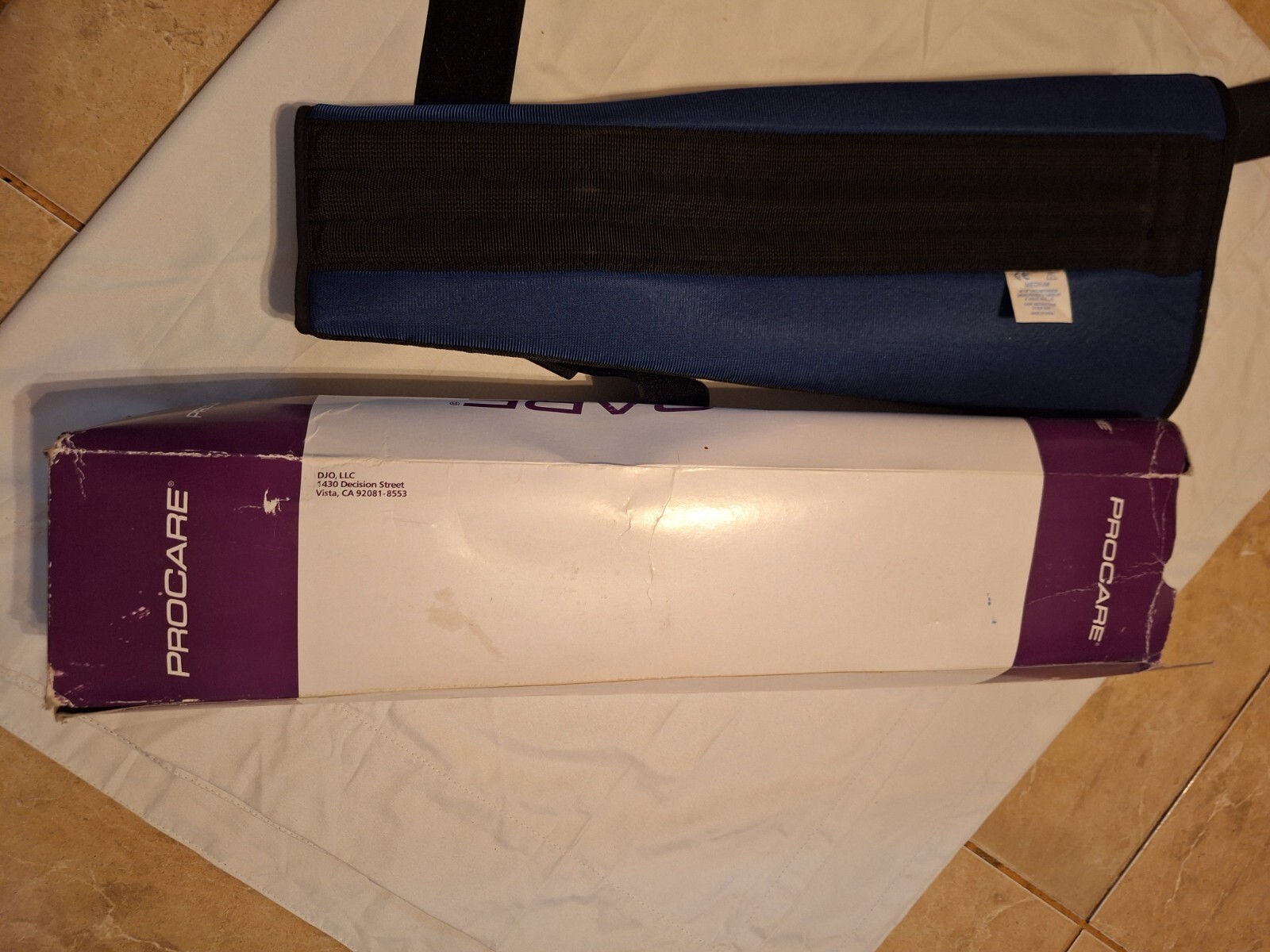ProCare 79-80025 Super Knee Splint, Medium, 16″ – 18″