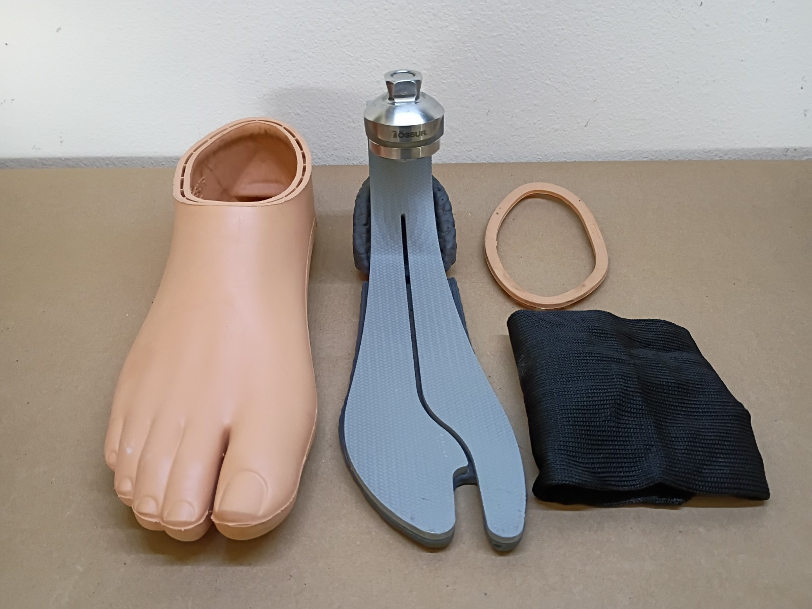 Ossur Balance Foot S Right size 27cm/10US Very Good Condition