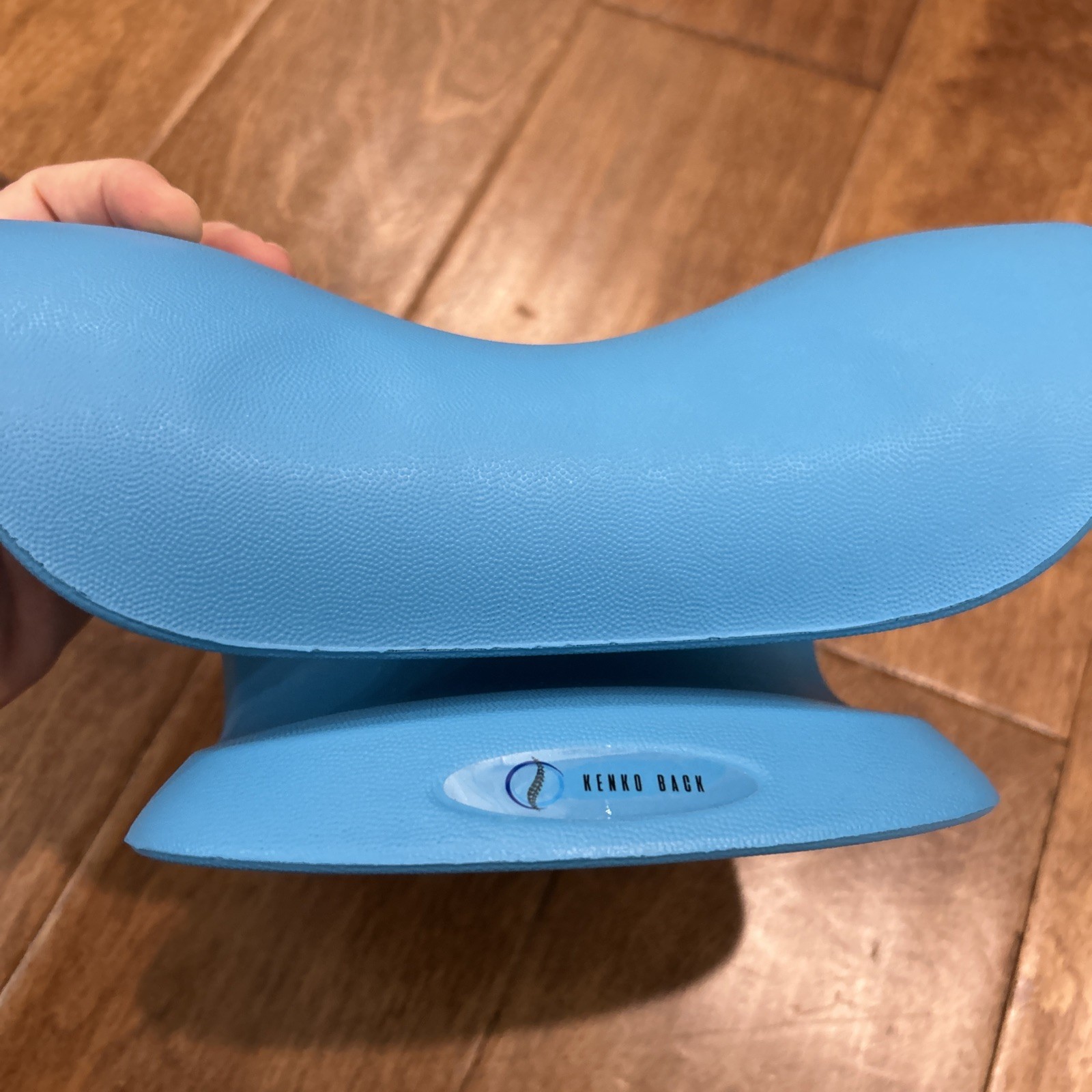 Compact Cervical Pillow and Traction Device for Comfortable Neck Support Kenko