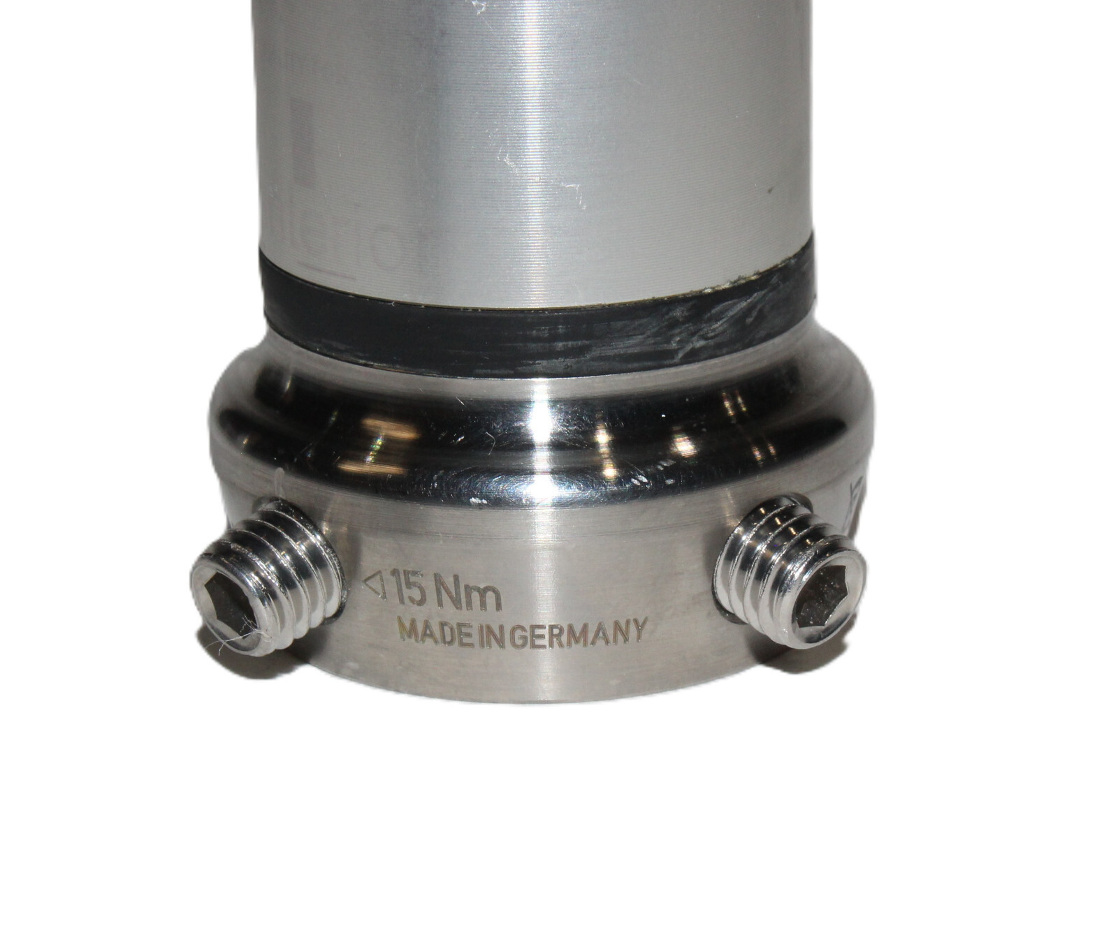 2R20 OTTOBOCK AXON PYLON/TUBE ADAPTER FOR GENIUM X3 PROSTHETIC KNEE 2012 L=5.1″