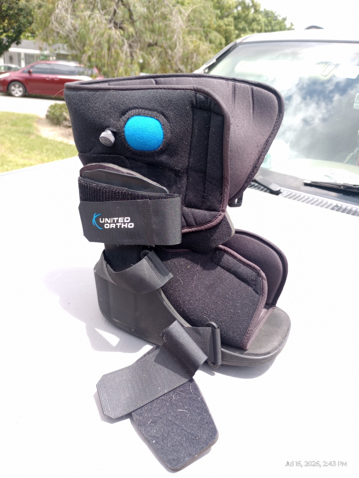 UNITED ORTHO SHORT AIR CAM WALKER FRACTURE BOOT RIGHT Or Left FOOT SIZE Small