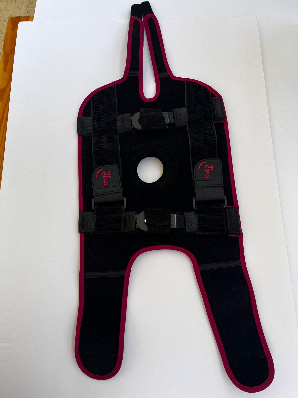 Fit Geno Hinged Knee Brace Open Patella Adjustable Black/Pink Large
