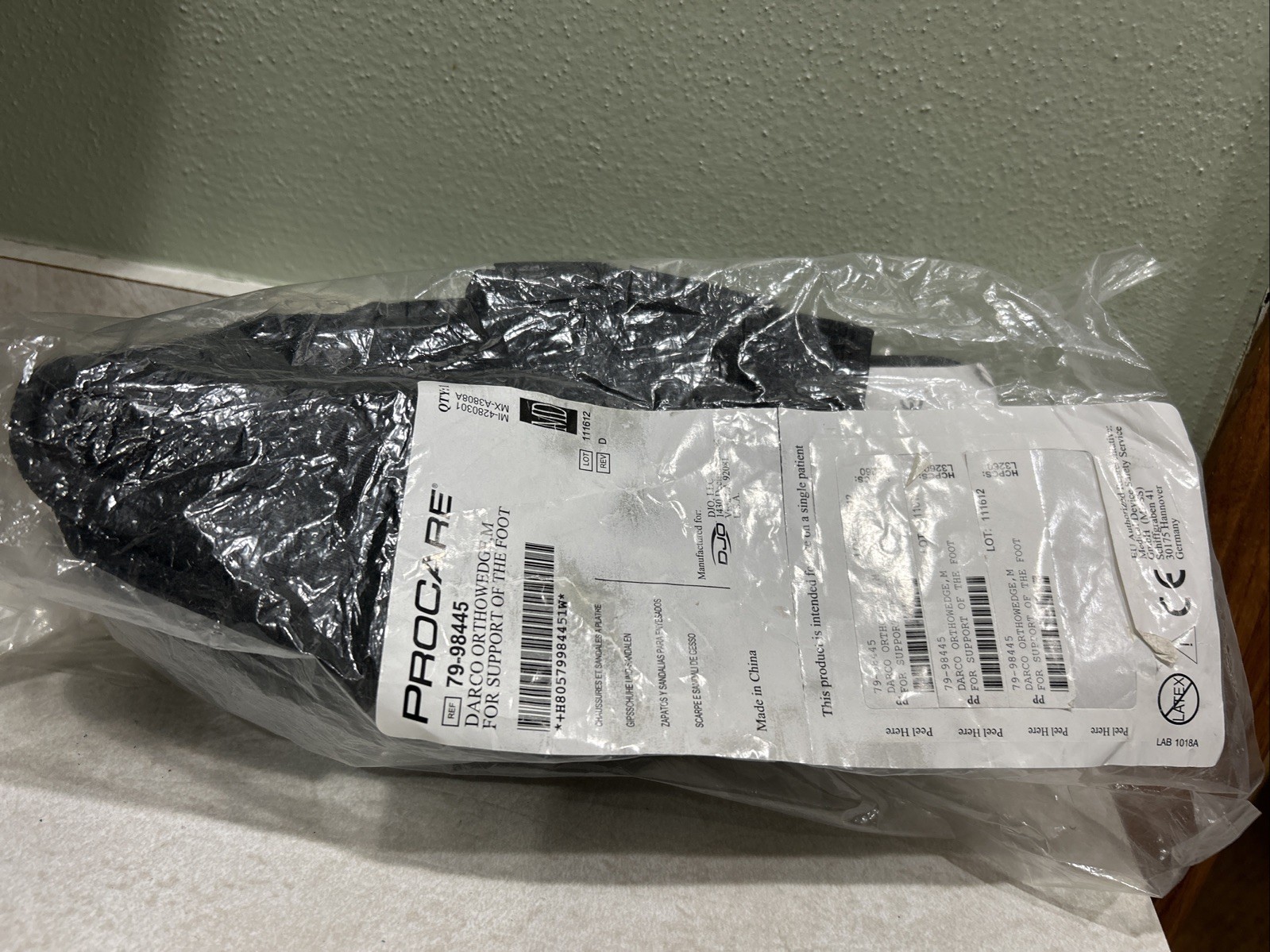 Orthopedic Shoe Brace M Post Op Darco Wedge Sole Wound Care 79-98445