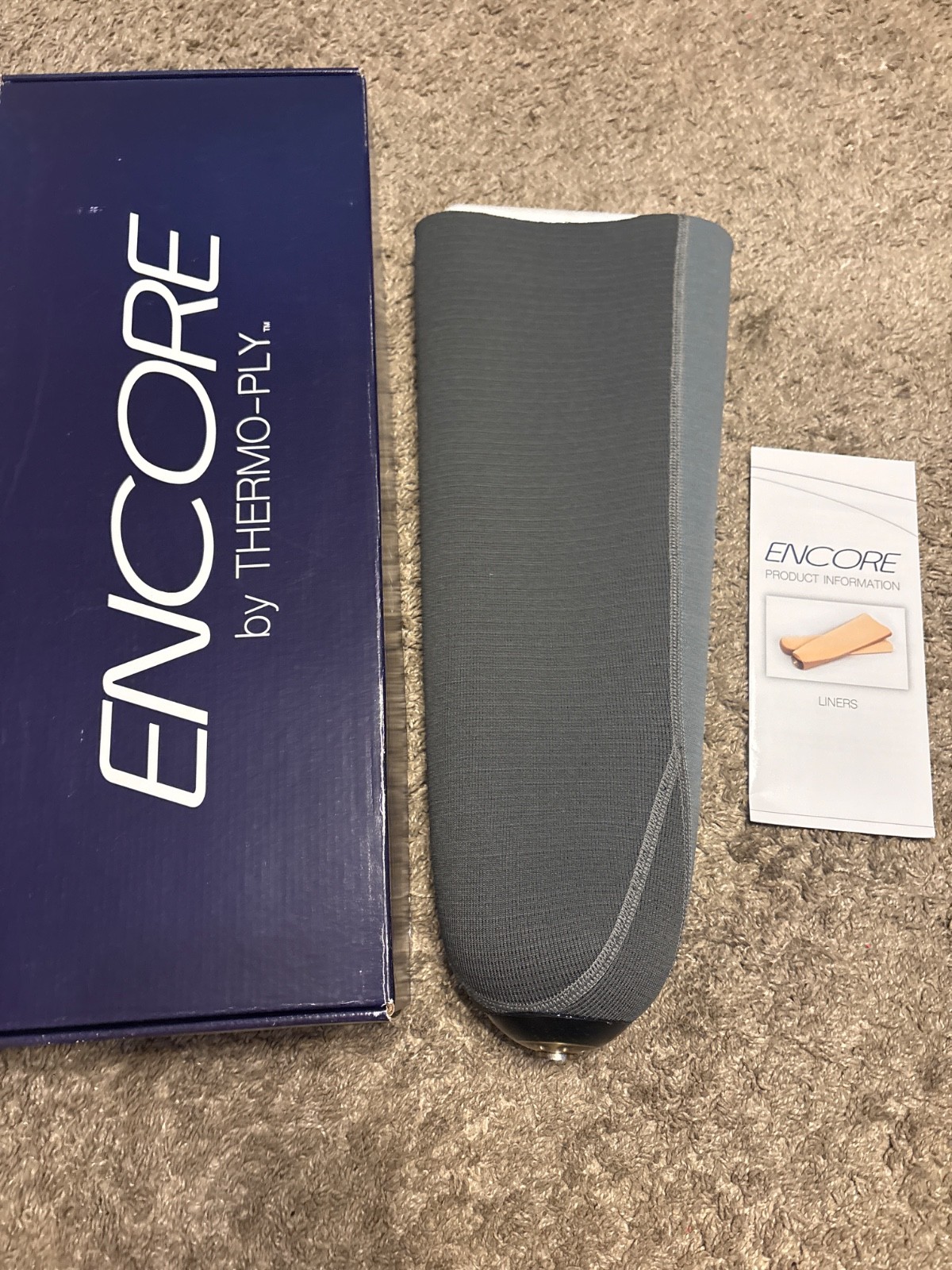 Encore V Gel Locking Liner size 26cm, taper 6mm to 3mm, dark grey