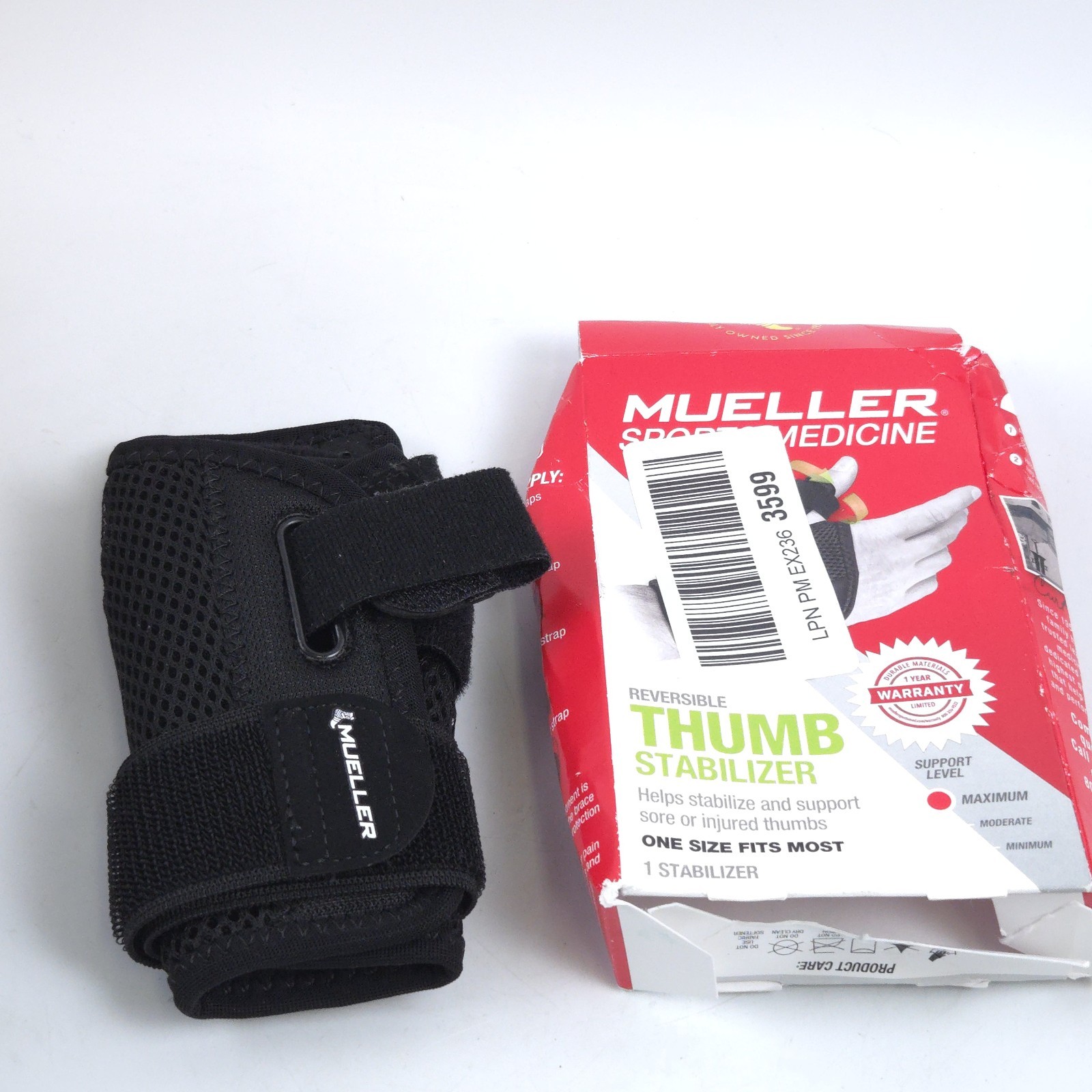 Mueller Sports Medicine Reversible Thumb Stabilizer, Black Fits 5.5-10.5″ 62712