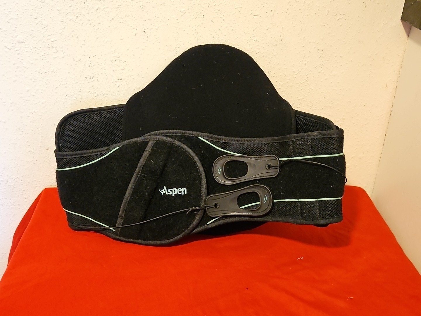 Aspen Back Brace Summit 637 Adjustable Large Black Compression Stabilization