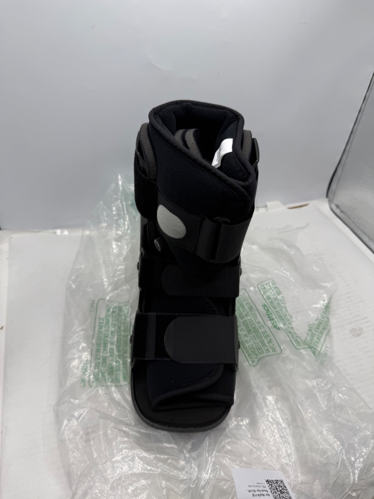 Air Walking Boot for Broken Foot Recovery Walking Boot for Sprained Ankle – S