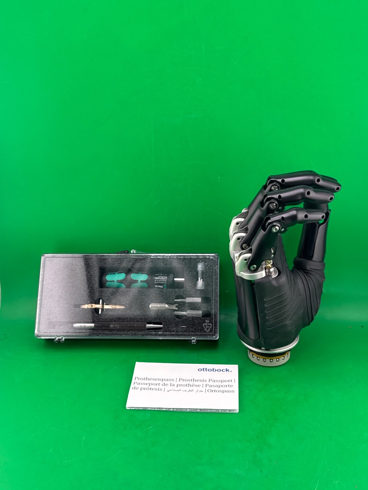 Ottobock Otto bock EQD bebionic 8e70=R-M prosthetic hand. New. Right. Size med.