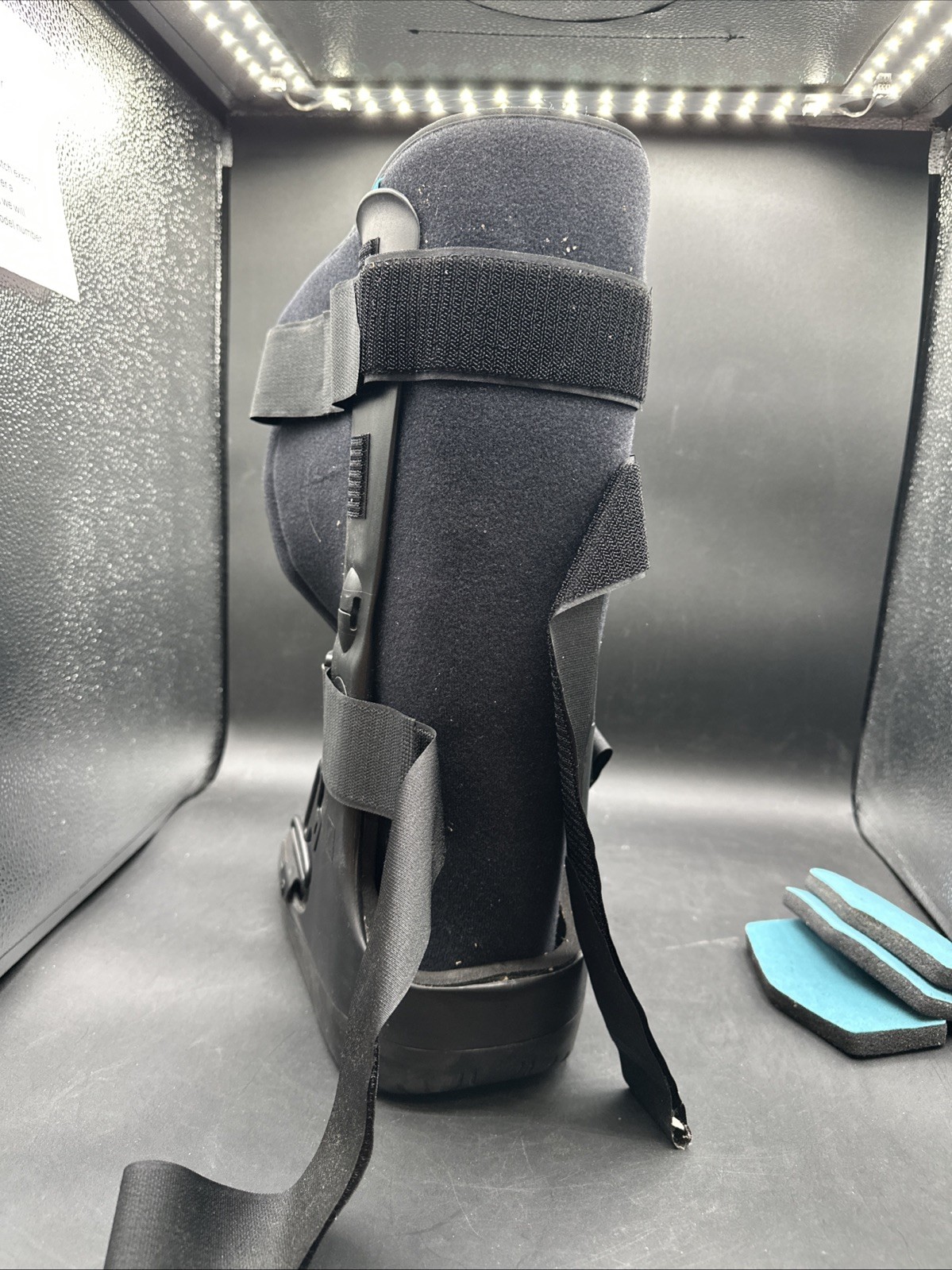 OSSUR W0600BLK Equalizer Walker Medium Walking Boot Black M 7.5-10.5 W 8.5-11.5