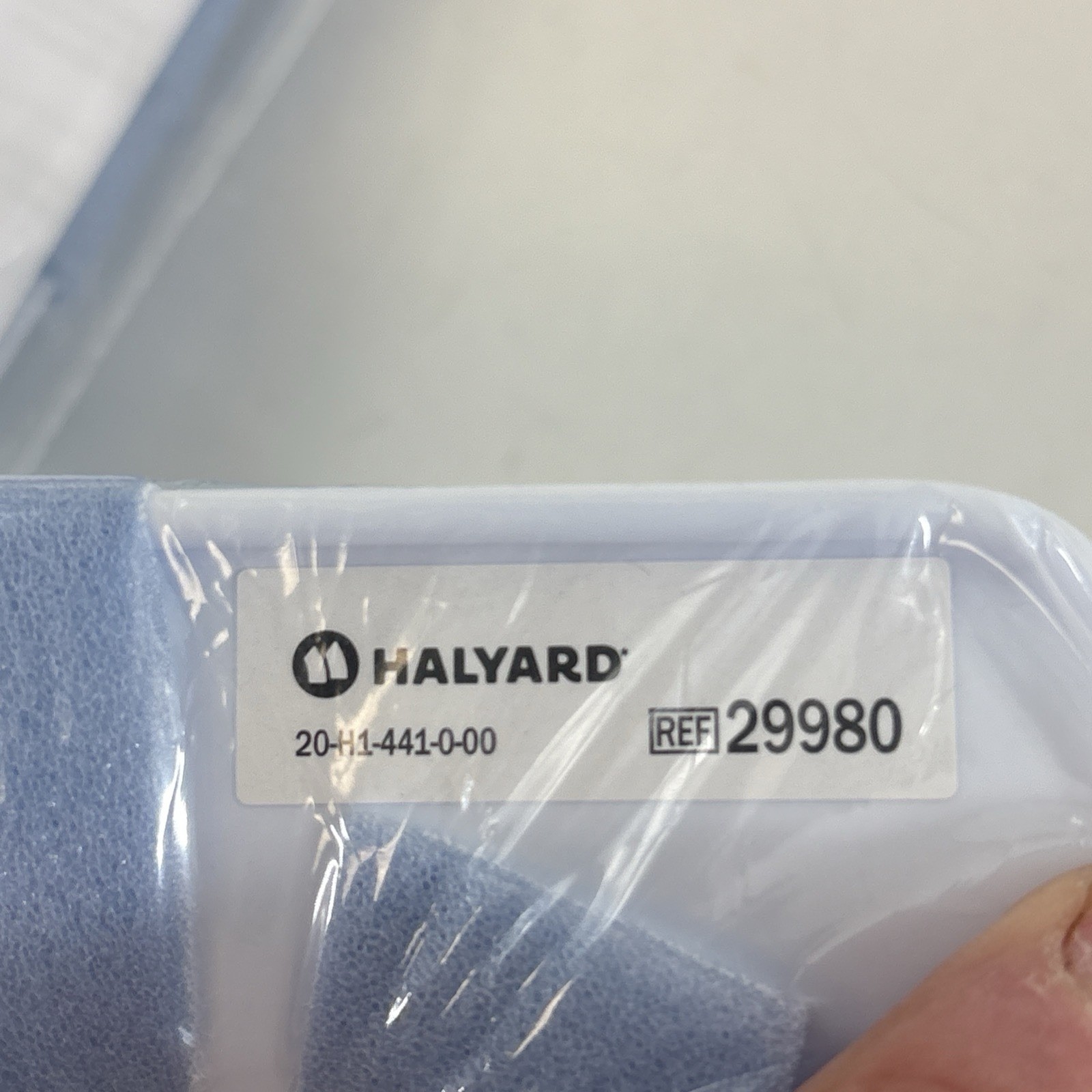 10 X Halyard 29980 Hand-Aid Arterial Wrist Support