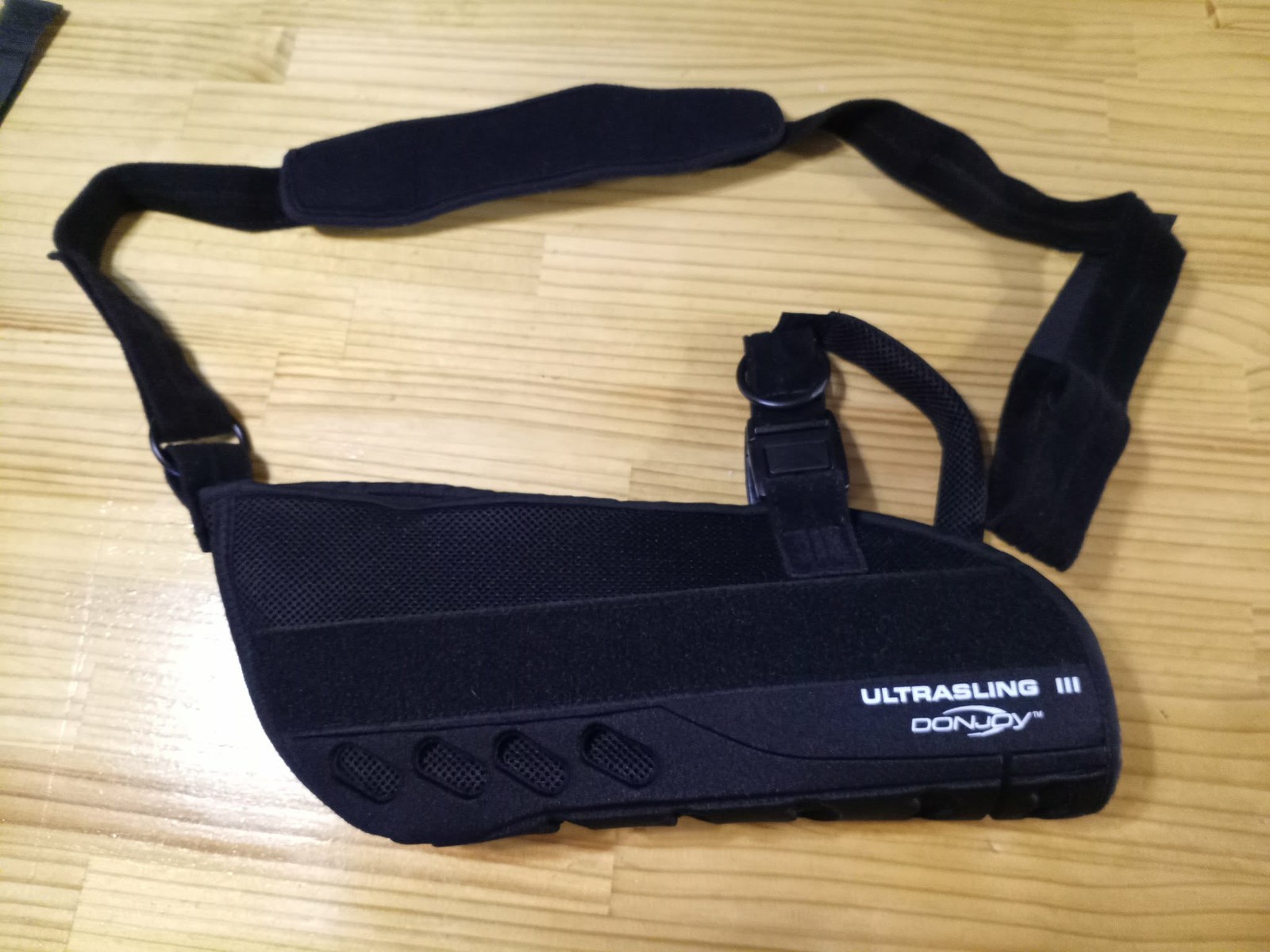UltraSling III Shoulder Brace w/ Abduction Pillow (Adult) Size Adjustable