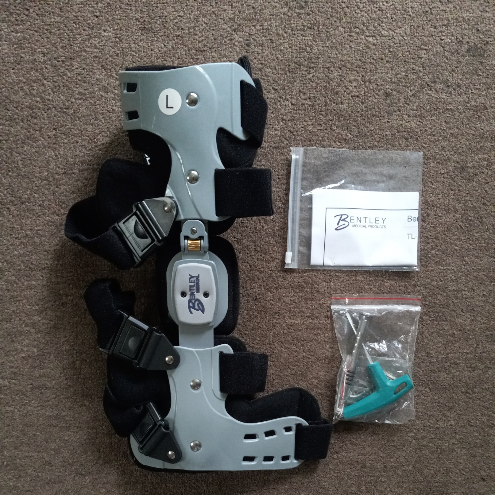 Bentley Medical Universal Knee Brace TL-51 NEW LEFT Knee Brace Grey