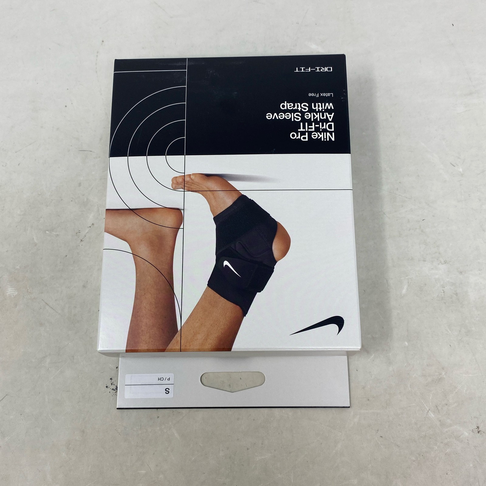 Nike Pro Dri-FIT Ankle Sleeve w/ Strap Black Size S (Unisex)