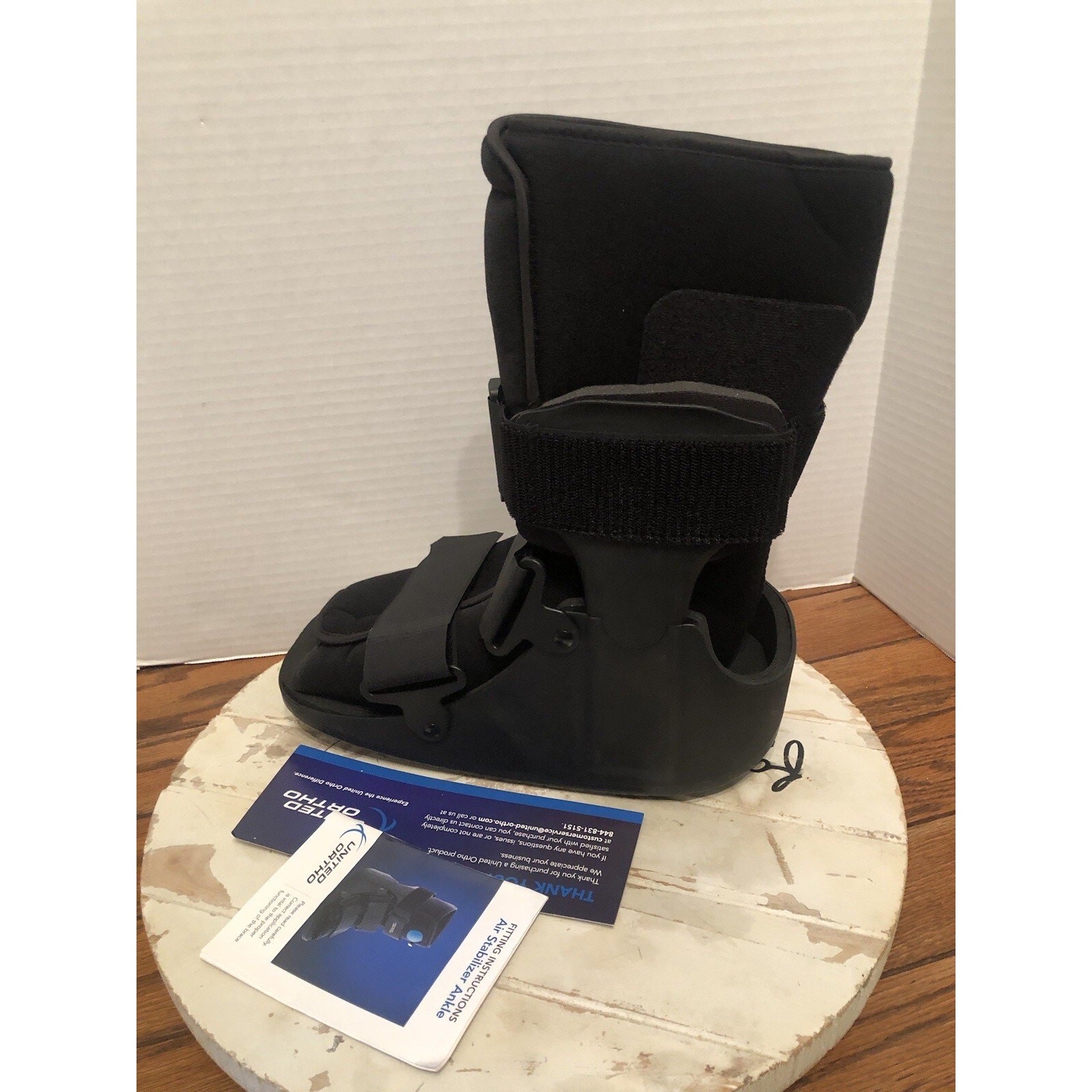 UNITED ORTHO Short Air Cam Walker Fracture Boot Black Medium MD *READ