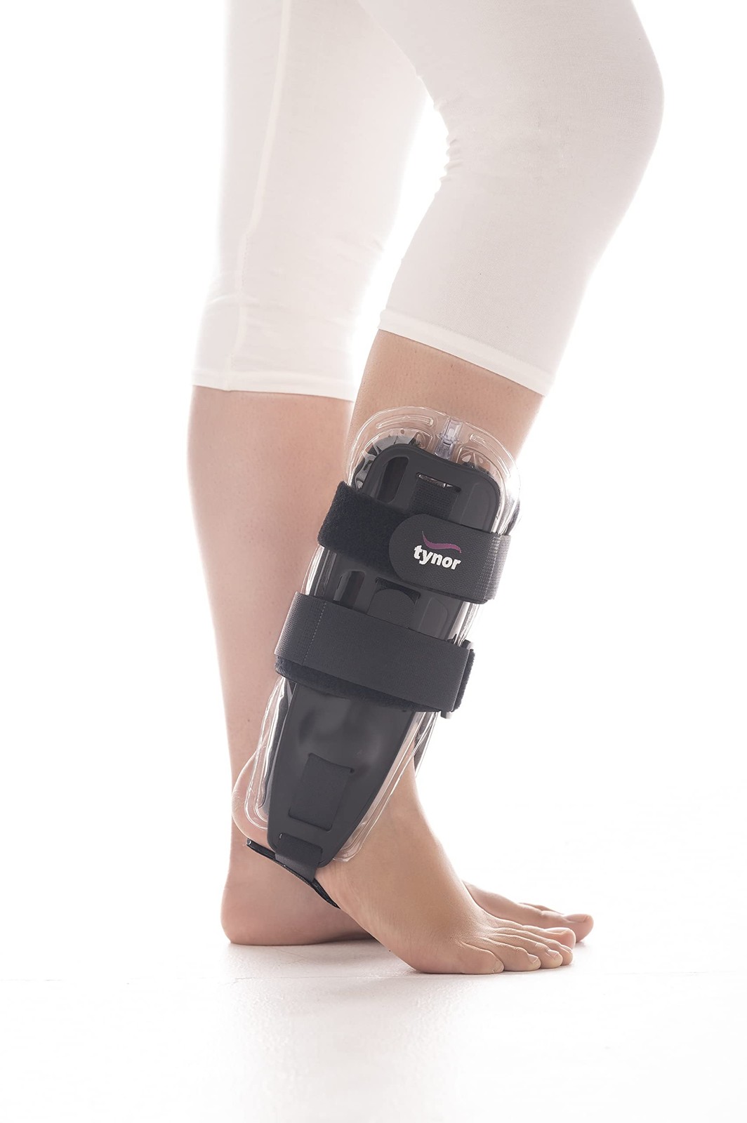 TYNOR Air Ankle Splint, Black, Universal Size, 1 Unit