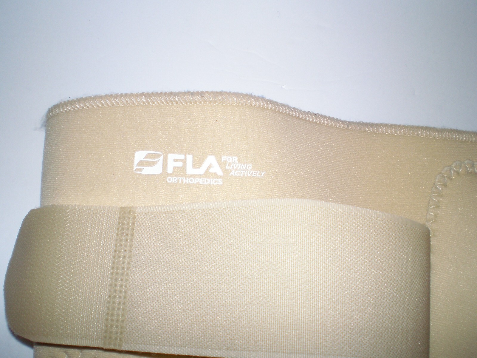 FLA Stabilizing Knee Brace w/Composite Hinges Beige X-Large