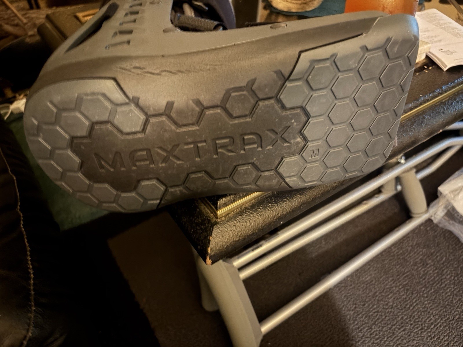 Maxtrax Short Right Foot Air Medium Ankle Brace