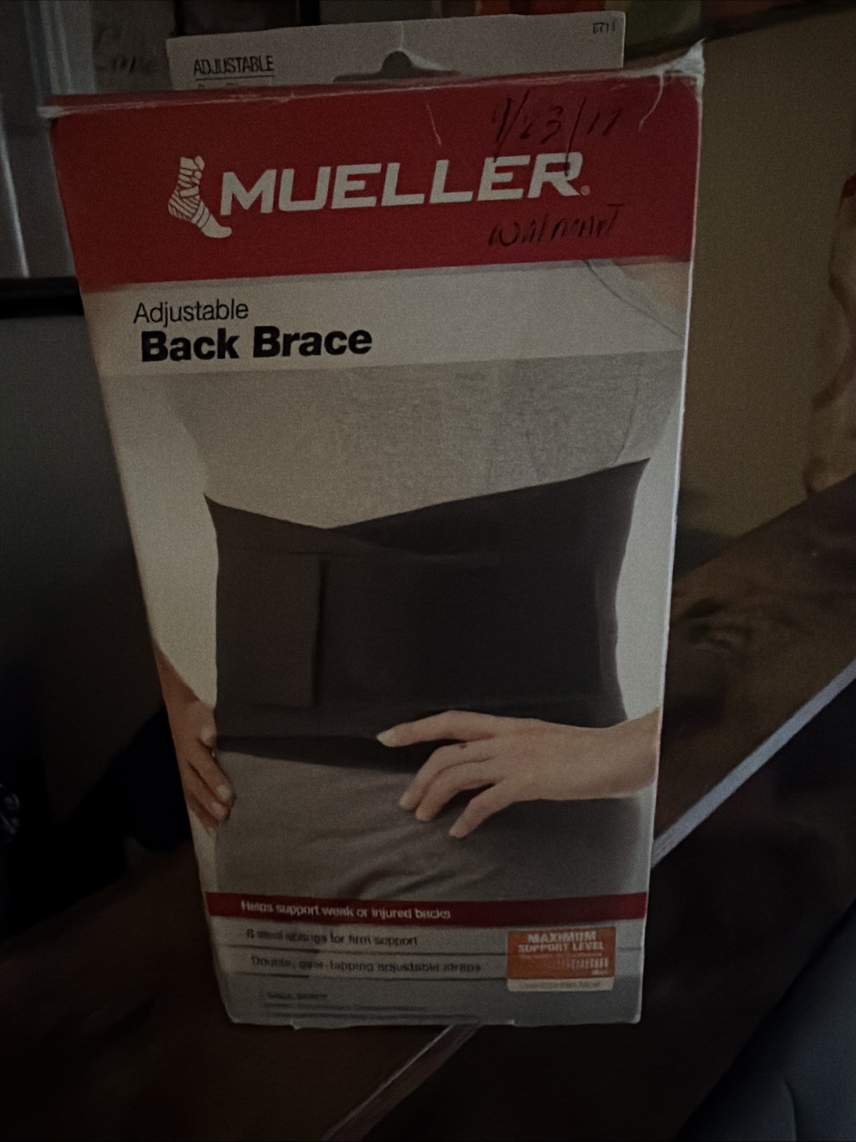 NEW Mueller Sports Medicine Adjustable Back Brace One Size Fits Most Openbox