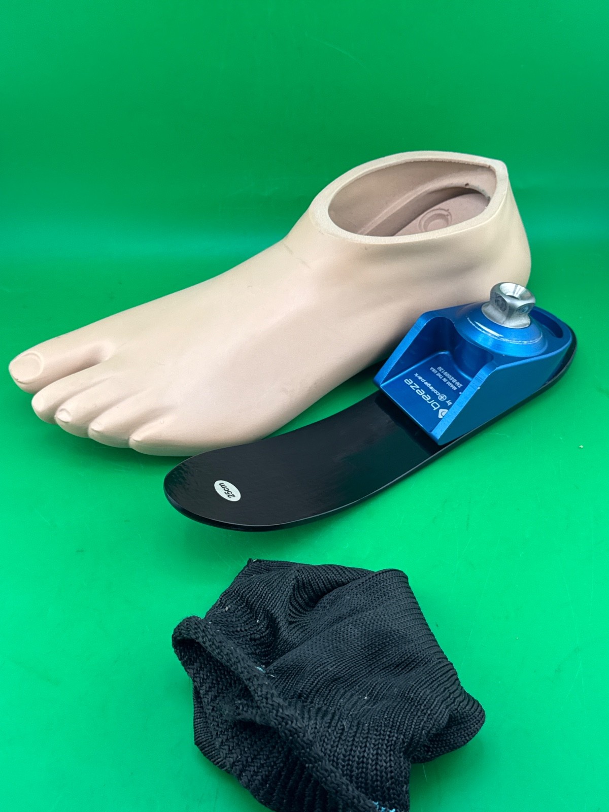 college park breeze prosthetic foot. size 25. Left Shell. Excellent condition