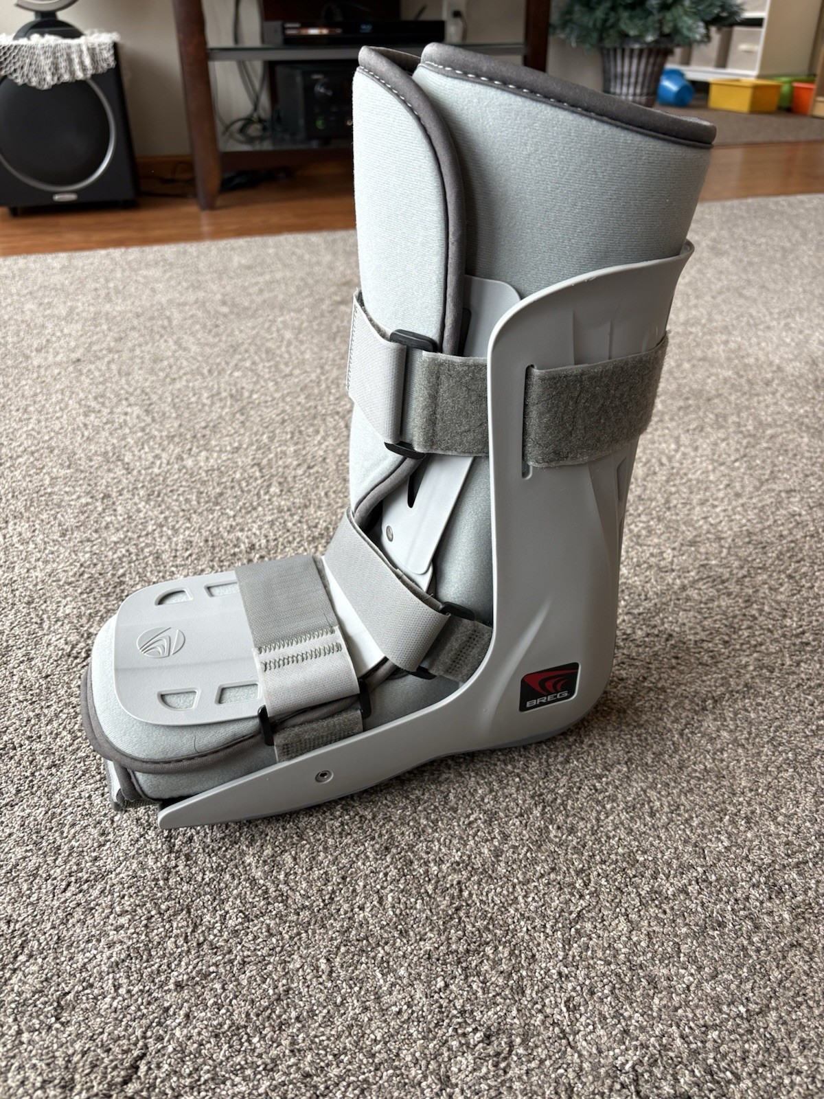 BREG Genesis Mid-Calf Full Shell Walker BOOT Size large