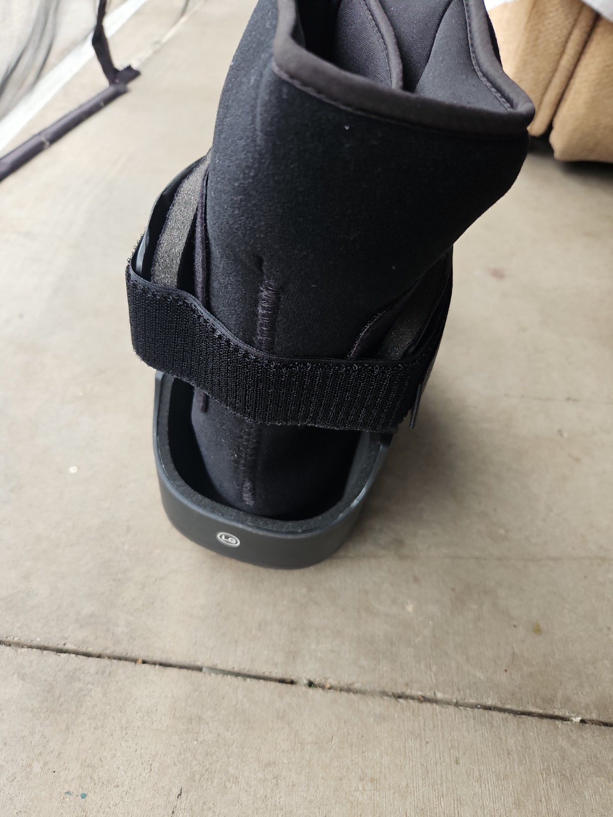United Ortho Short Air Cam Walker Fracture Boot – Size LG – Black NEW WITH TAGS