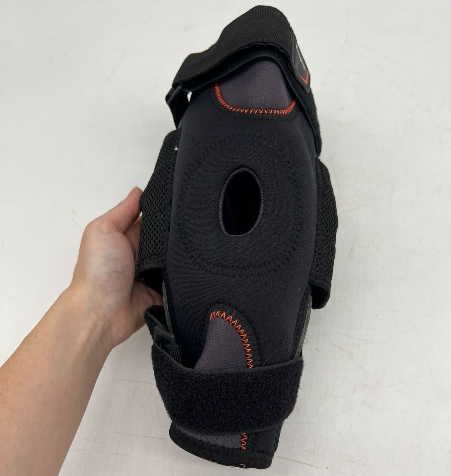 Omples Adjustable Knee Brace Support With Straps Size XXL Black Adjustable