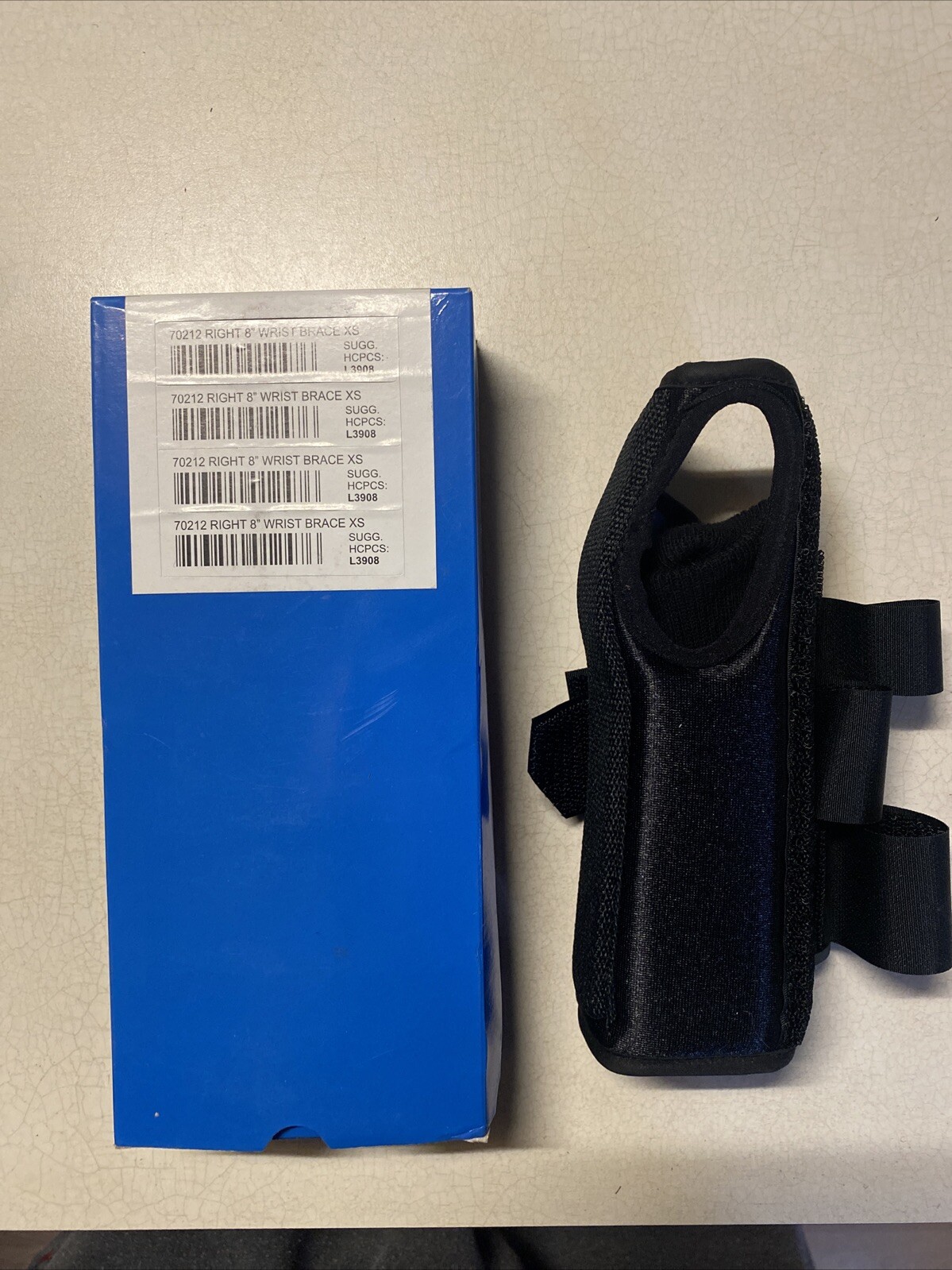 Right, Wrist Brace 8” XS