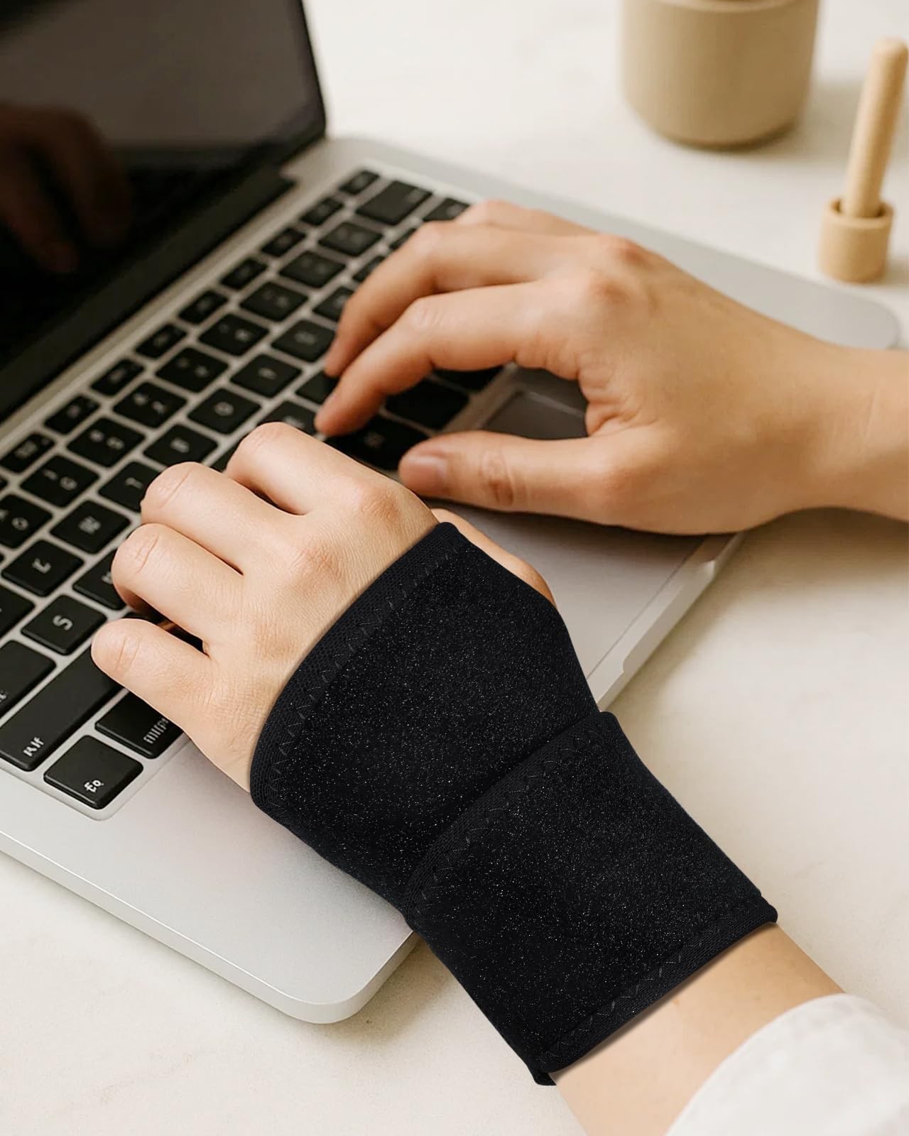 2 Pack Wrist Brace for Women & Men, Adjustable Fits Both Right & Left Hands f…