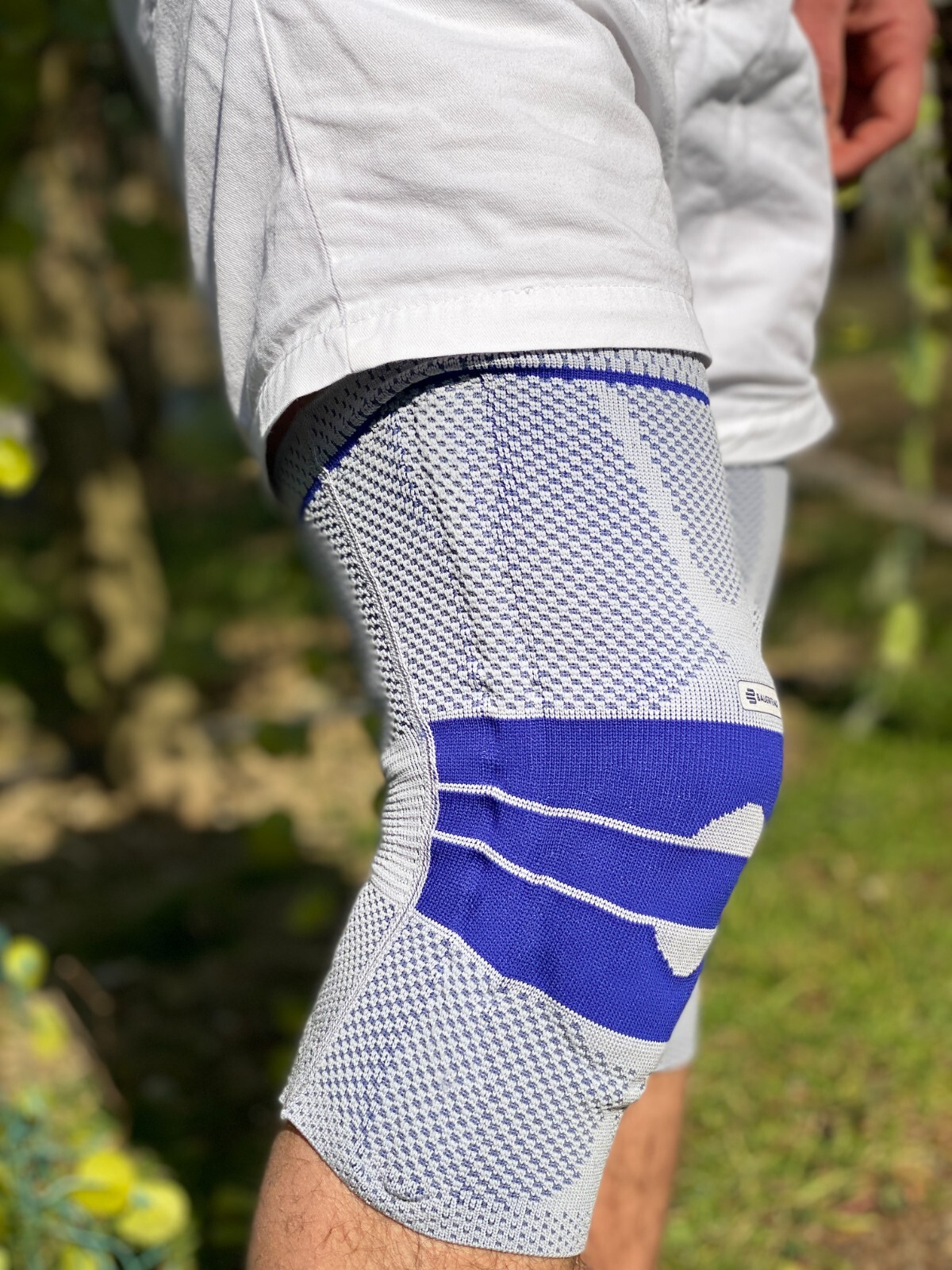 Bauerfeind GenuTrain Size 3 Knee Joint Brace Patella Support Meniscus Sleeve ACL
