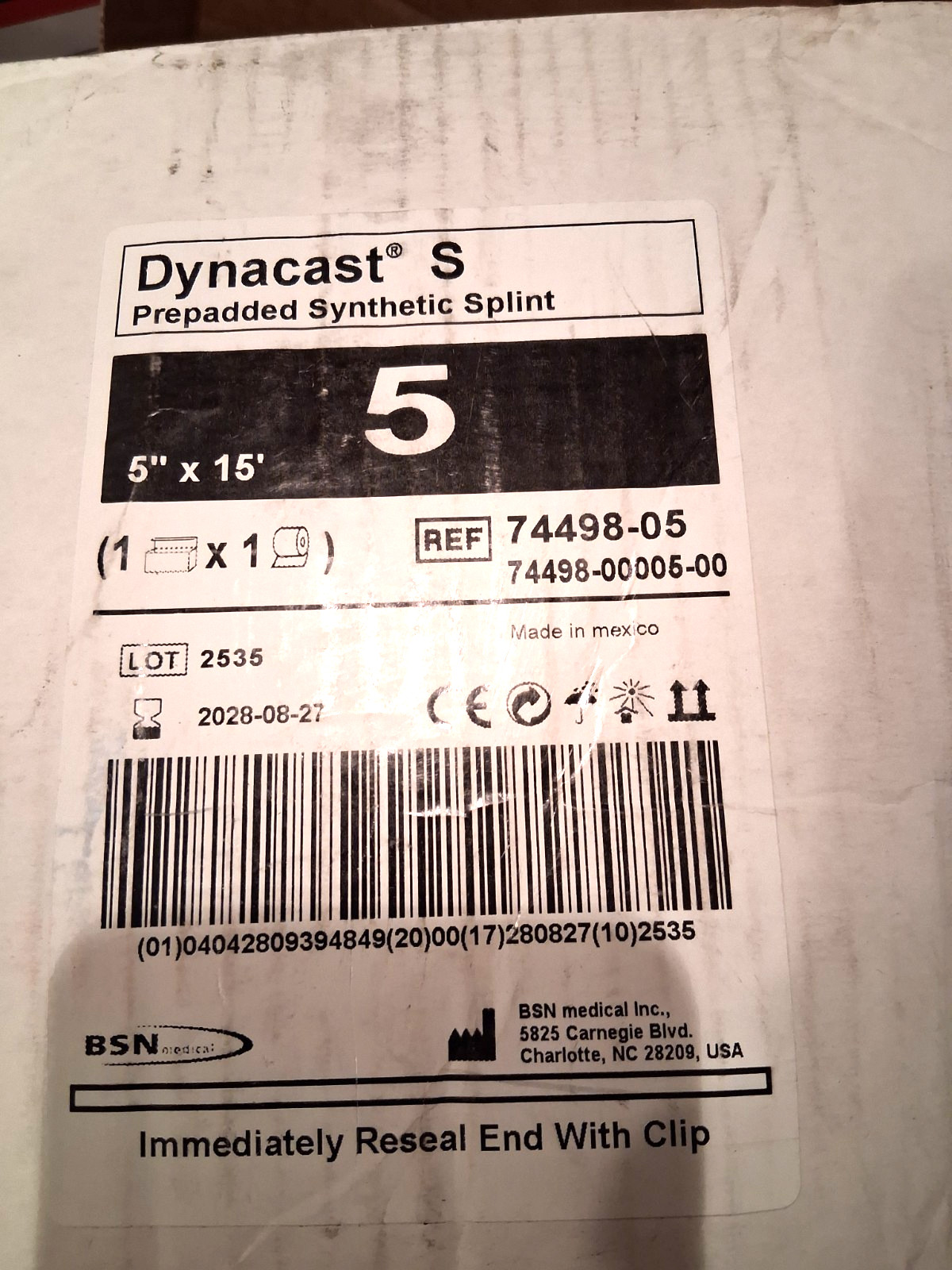 NEW in box Dynacast S Prepadded Synthetic Splint 5″ x 15′ REF 74498-05