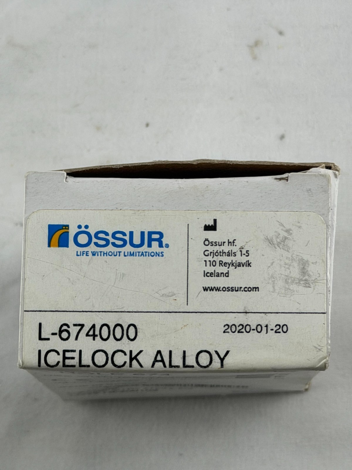 Össur Icelock Alloy 4-Hole 674 Prosthetic Component L-674000