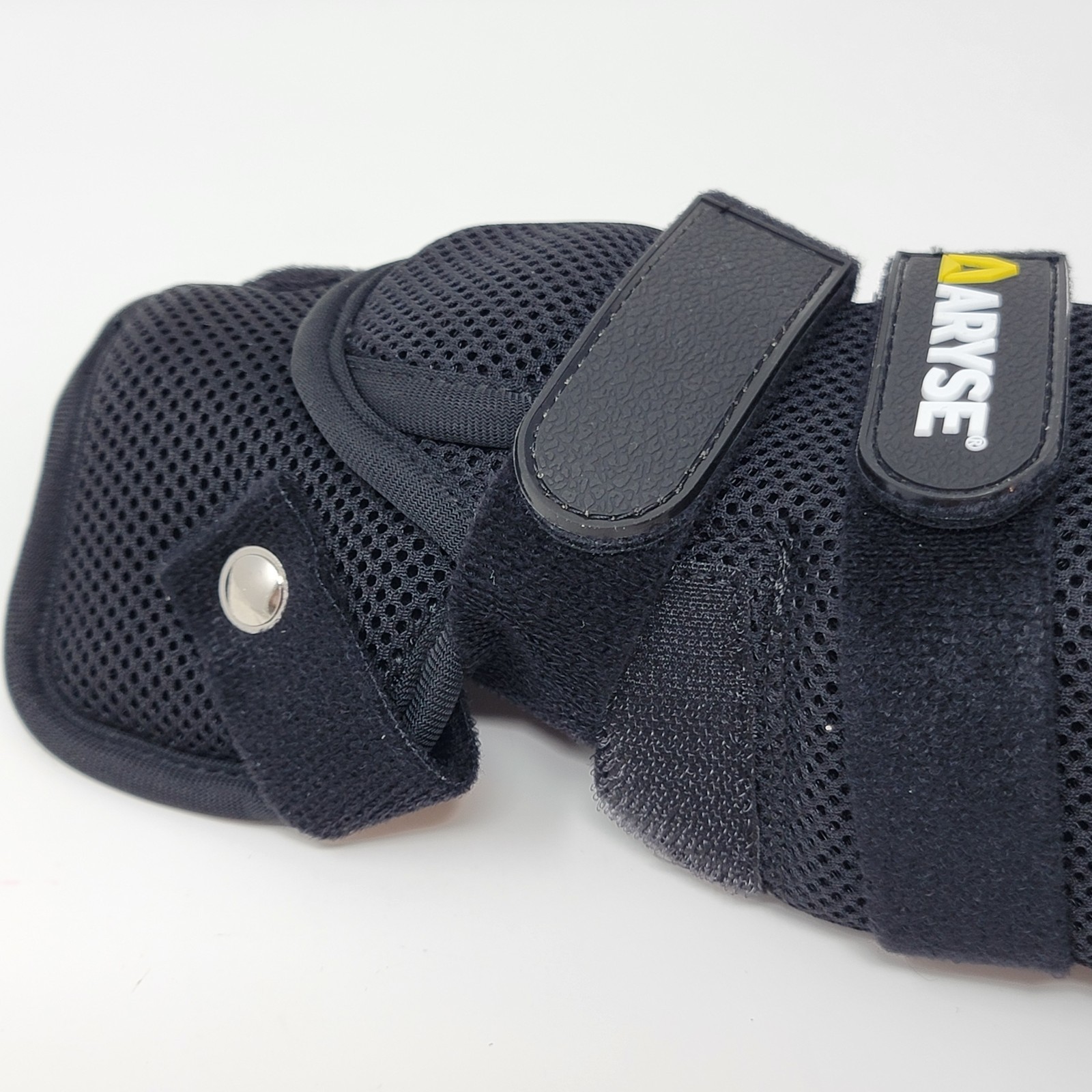 New! Aryse Metforce Adult Wrist Brace AY-39 Right or Left, Size U / Universal